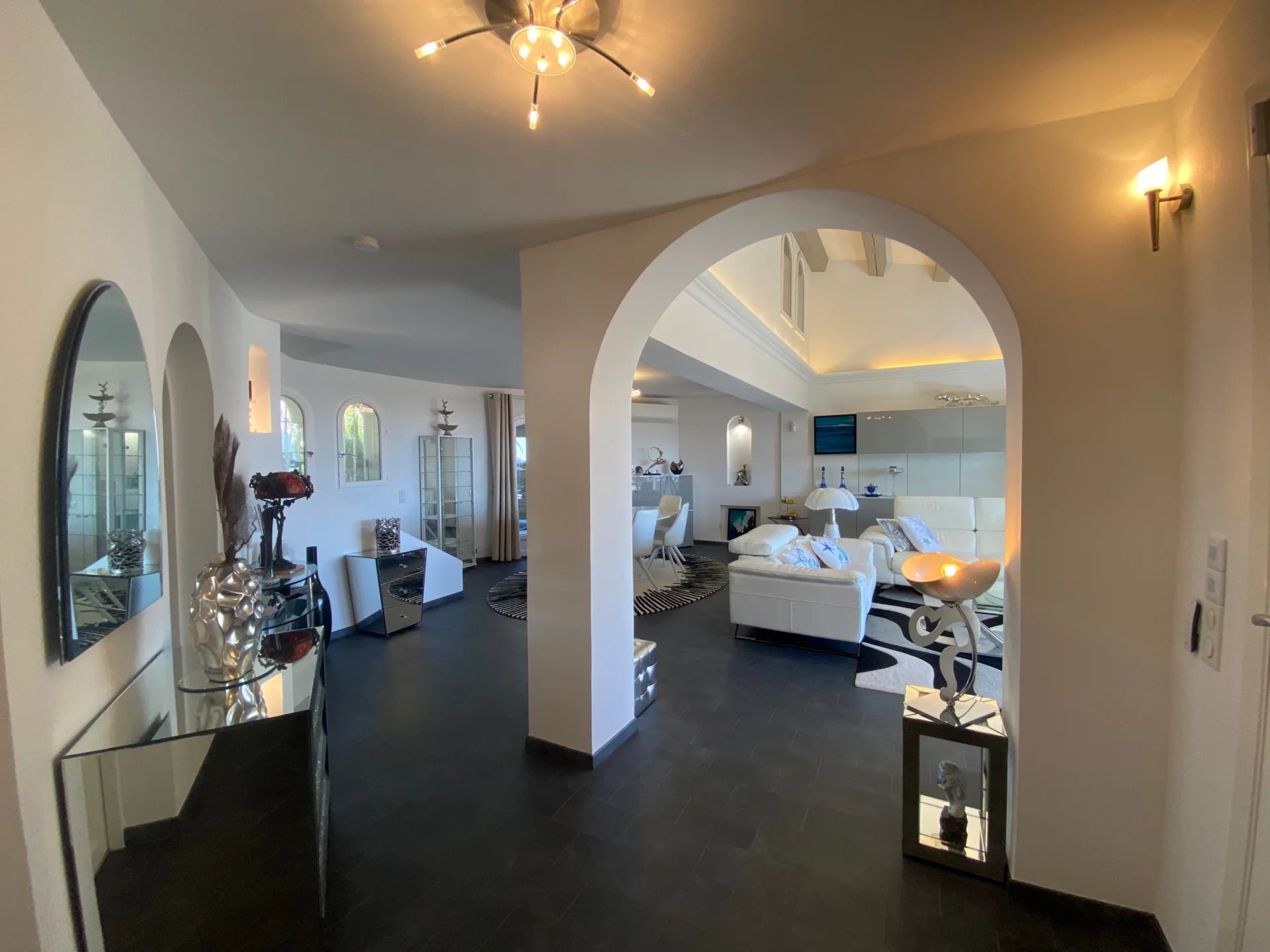 von_poll_real_estate_property_82387343_image_4