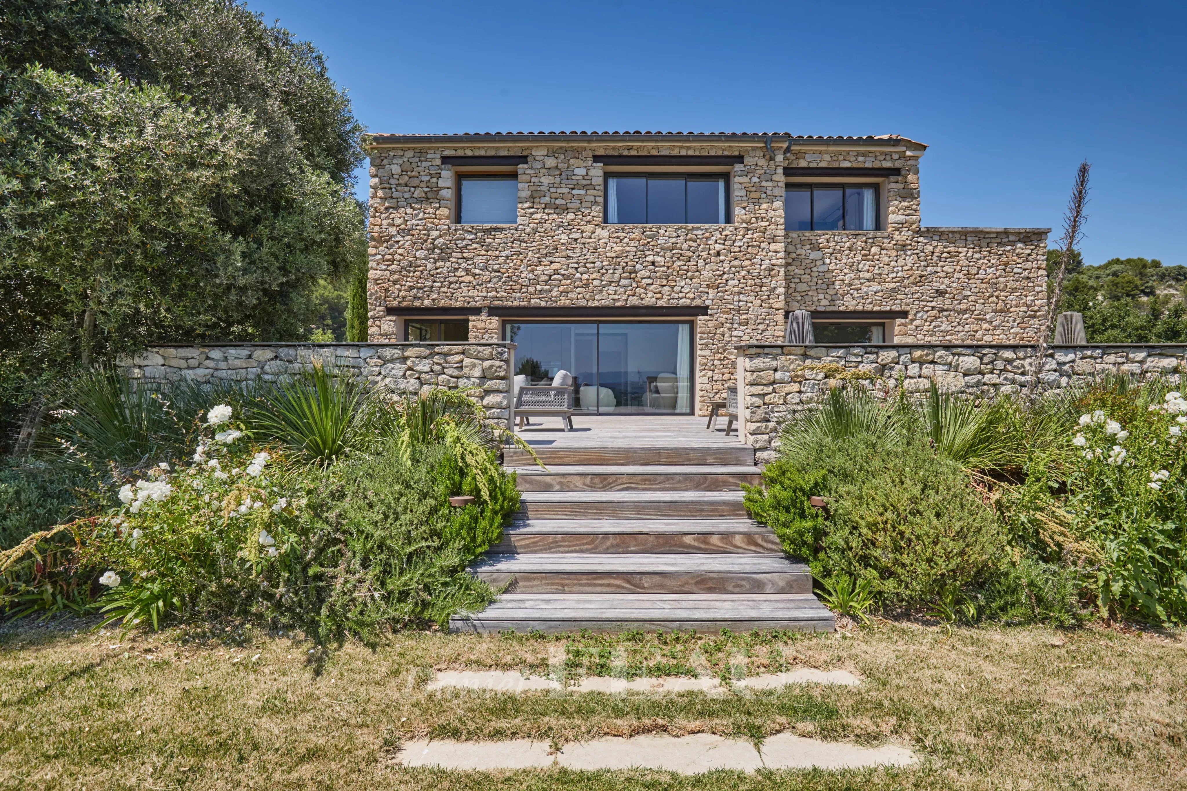 Sale House Aix-en-Provence