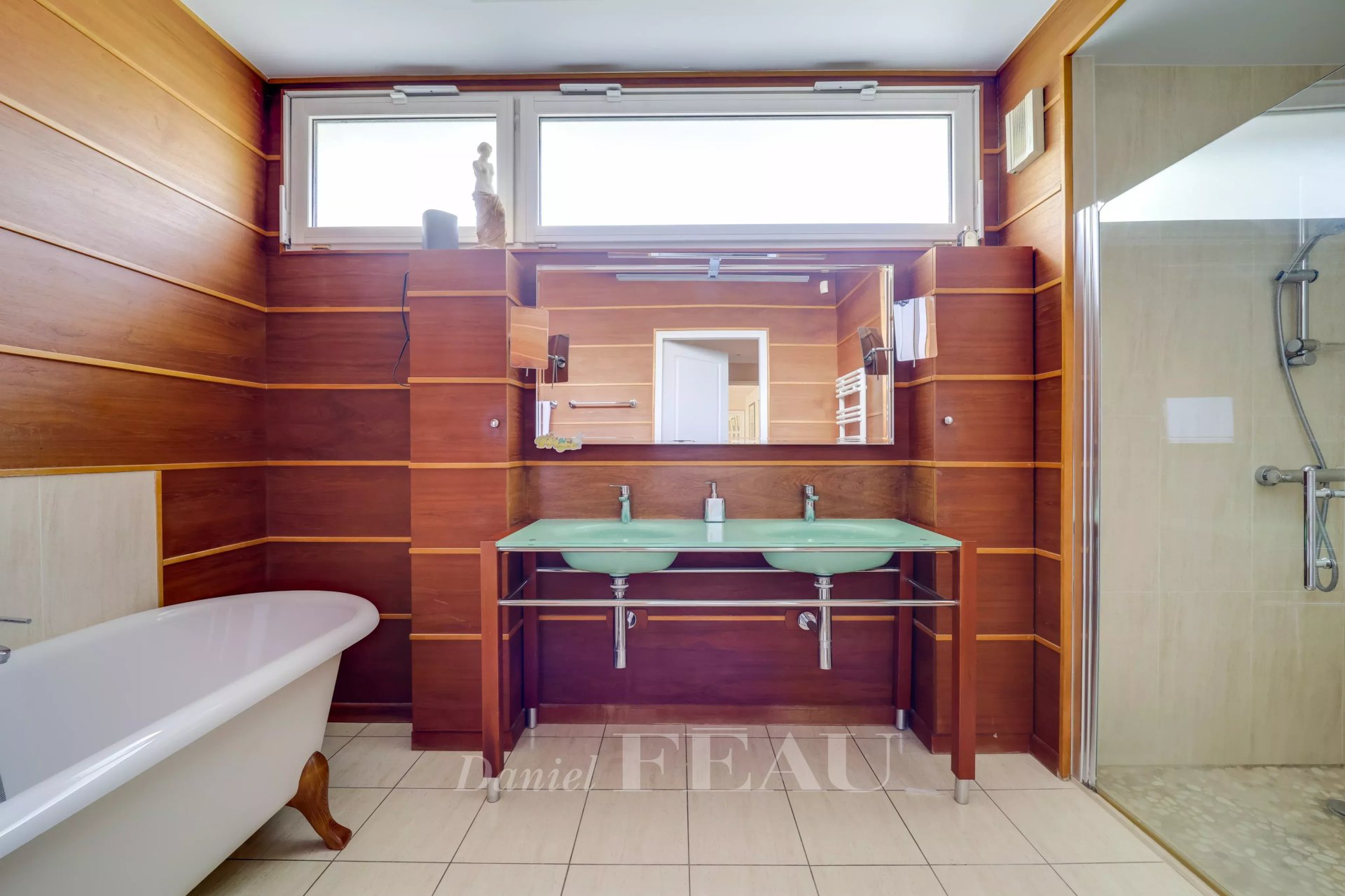 7 Bedroom Villa/Townhouse's Image 16