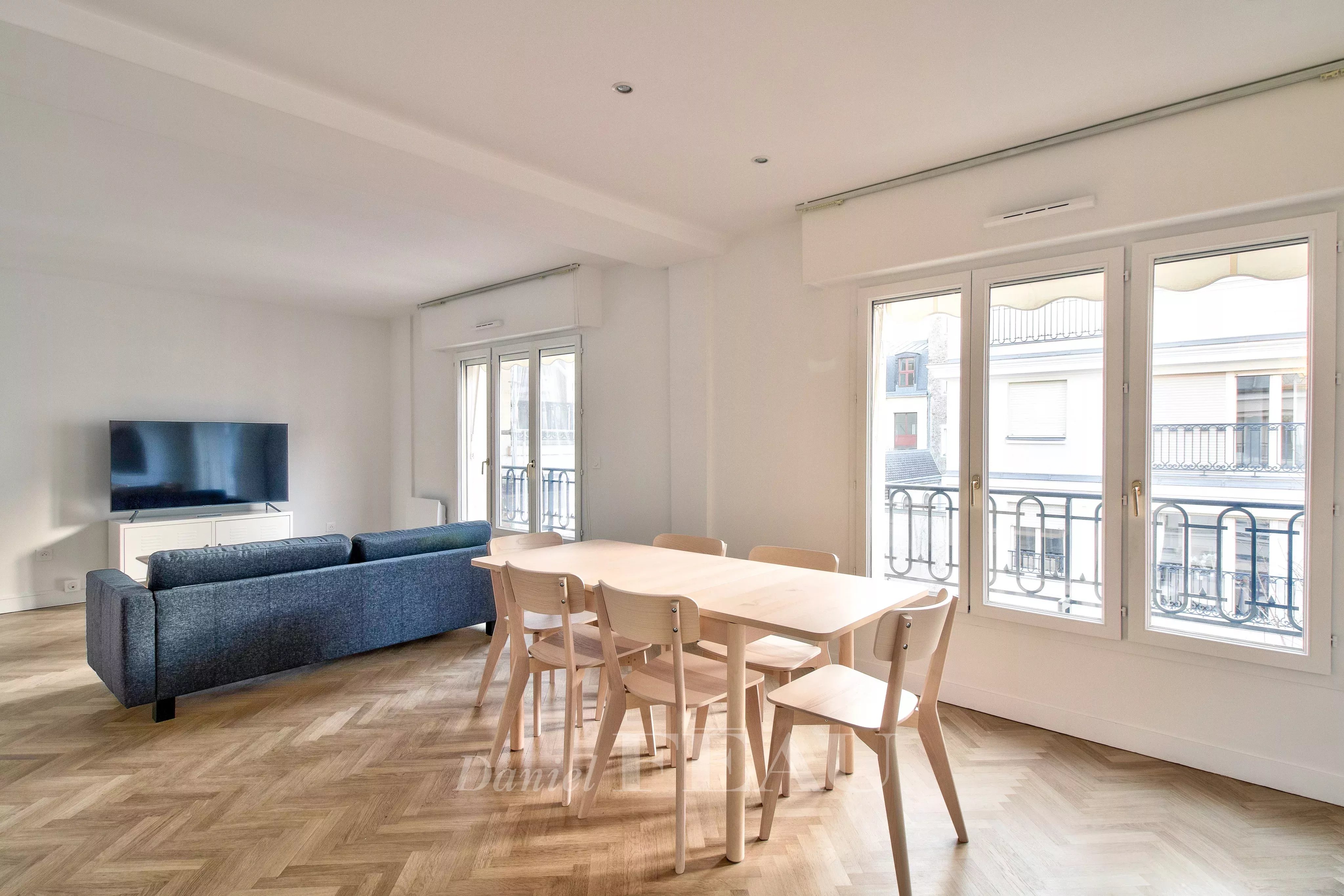 Rental Apartment Paris 17th Plaine-Monceau