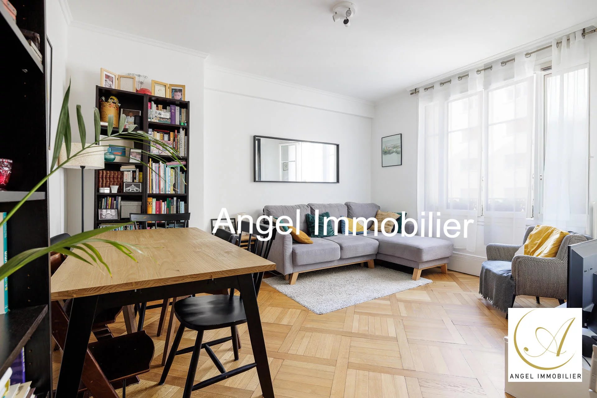 Agence immobilière de 