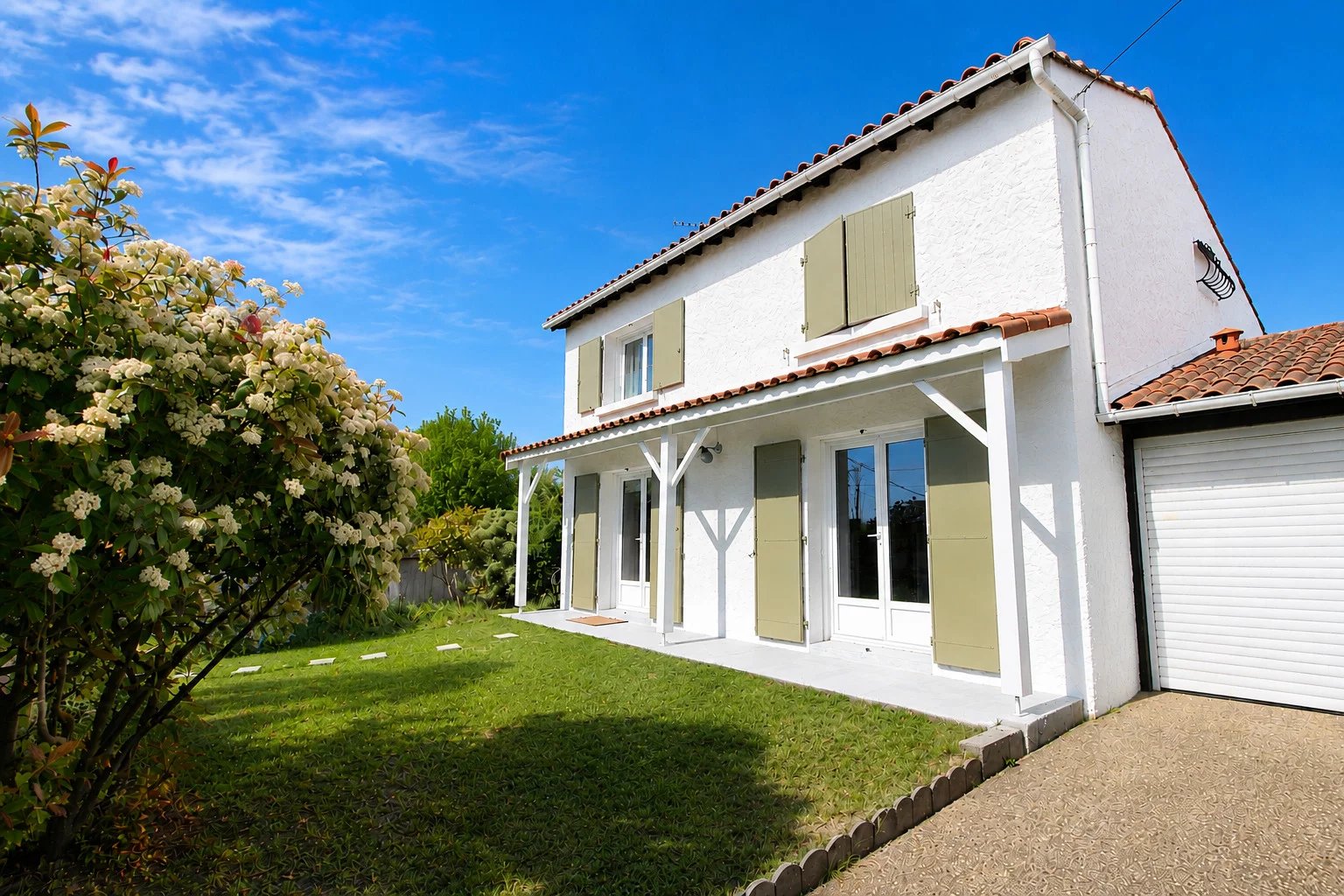 MAISON LUMINEUSE A 200 M DU PARC DE VAUX