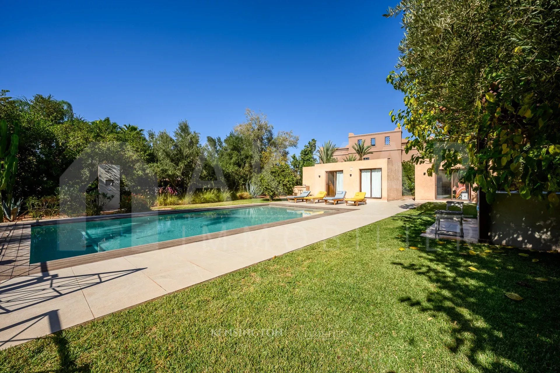 6 Bedroom Villa/Townhouse's Image 29