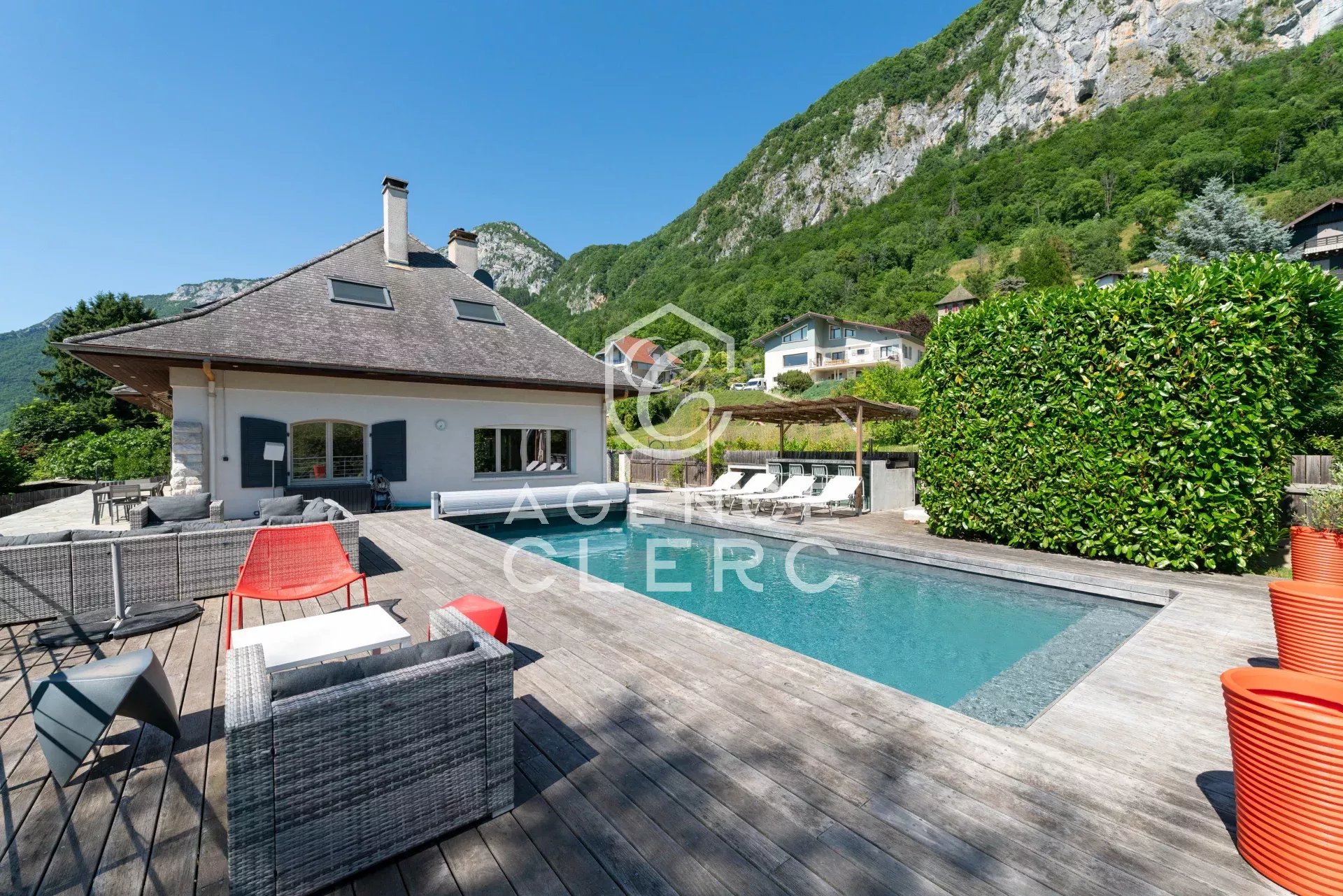 4 Bedroom Villa/Townhouse's Image 6