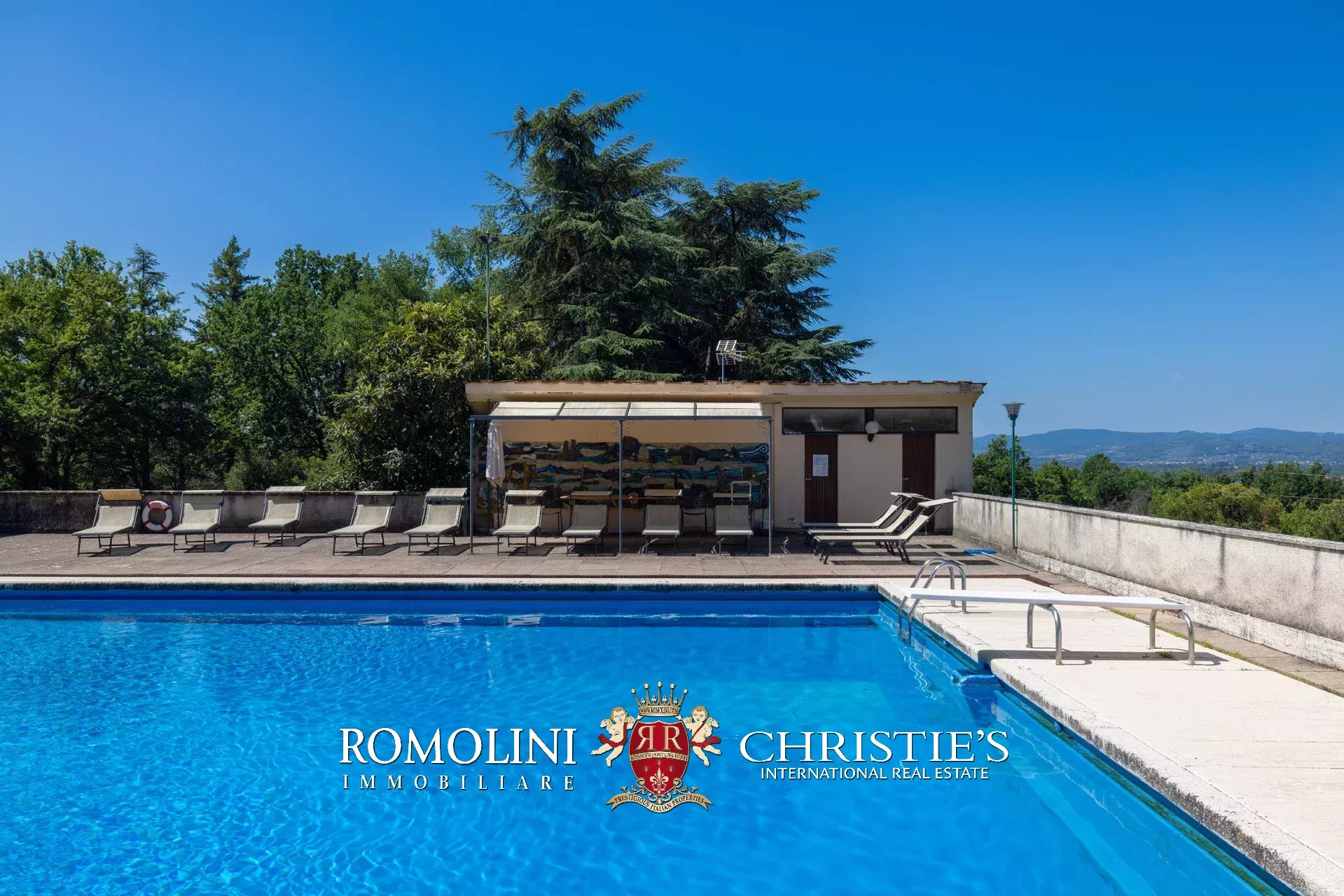 11 Bedroom Villa/Townhouse's Image 27