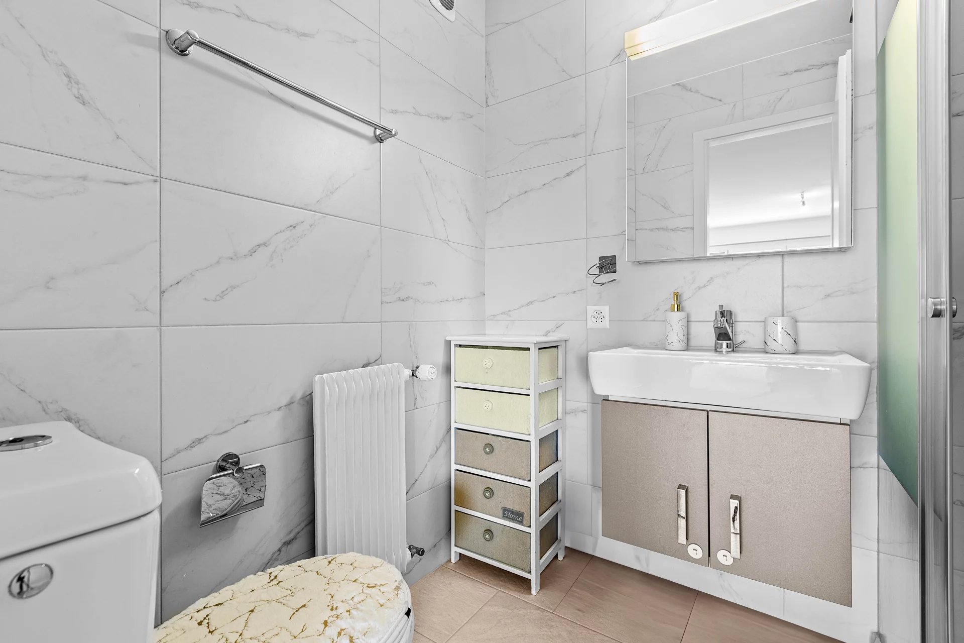 Situation idéale à deux pas du Lac !