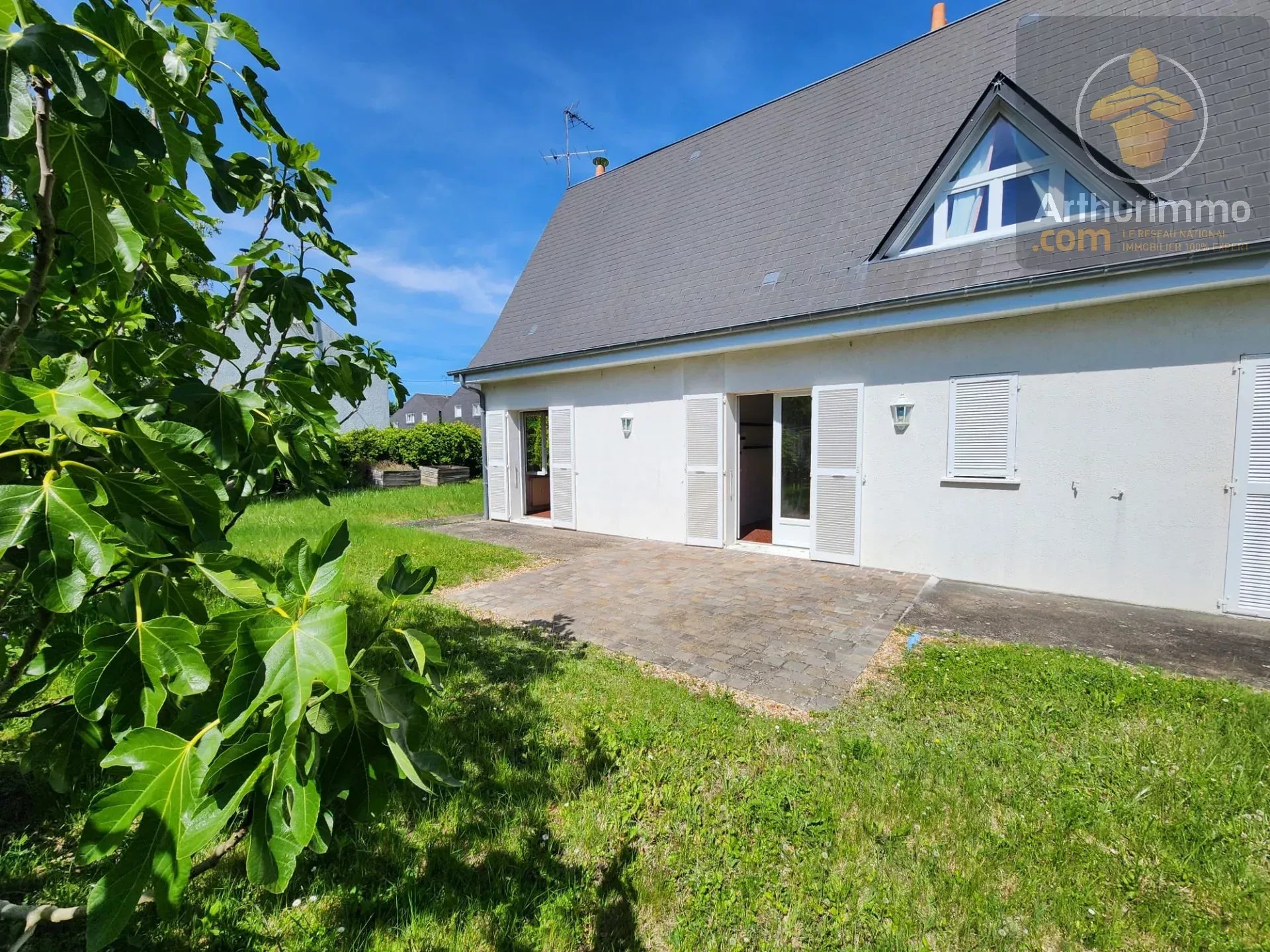 À Vendre : Maison T4 Charmante et Lumineuse avec Jardin et garage 83m² Beaugency — photo 4