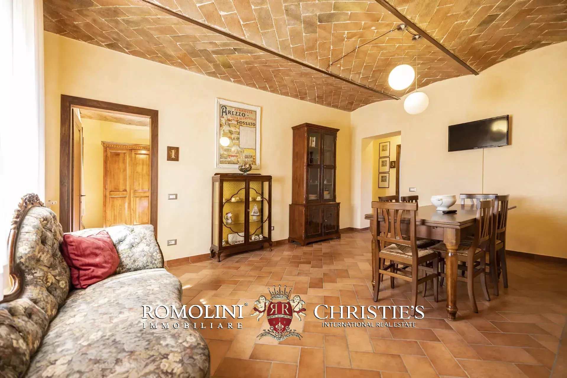 18 Bedroom Villa/Townhouse's Image 44