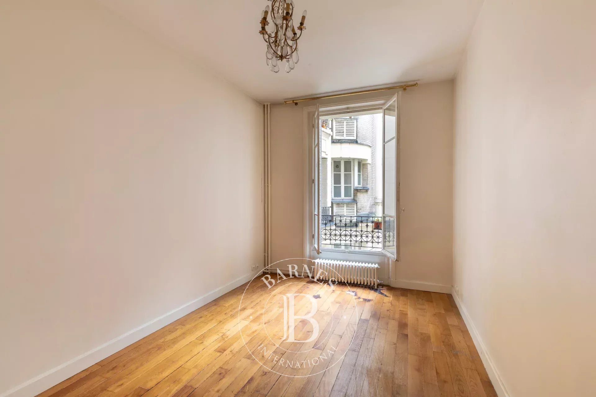 Daire Paris 16ème - picture 8