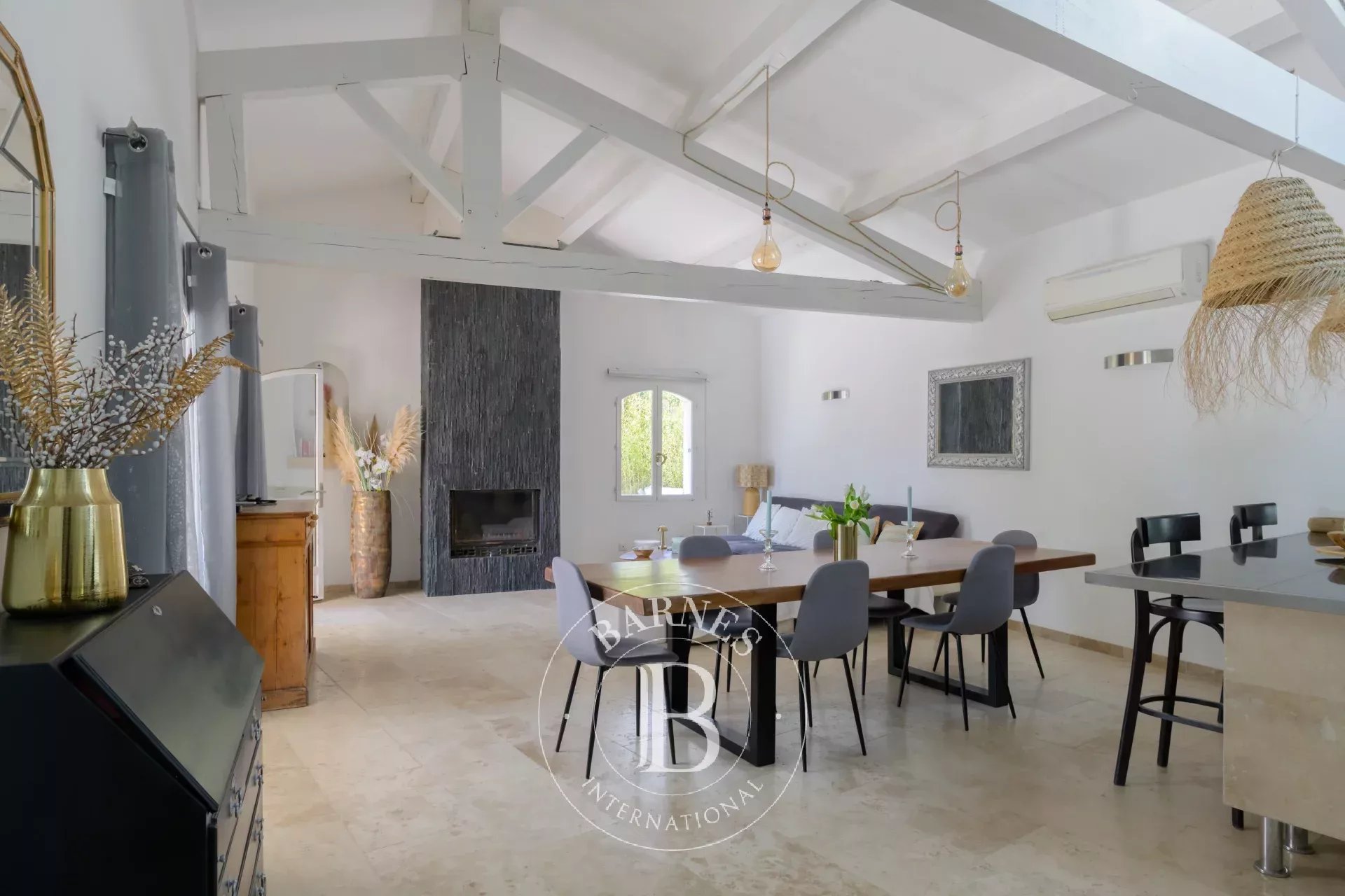 Ev Cassis - picture 10