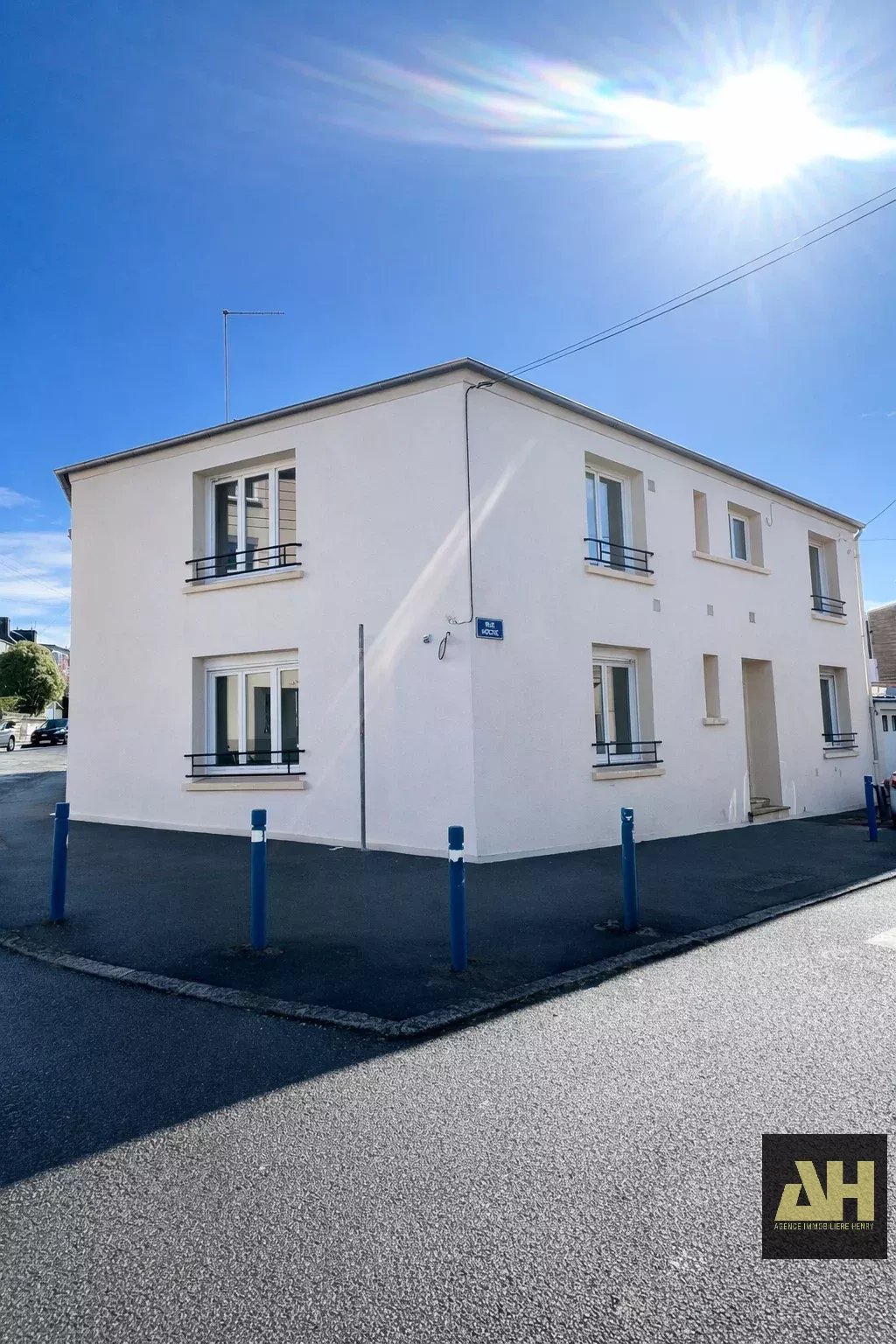 MAISON DE VILLE ENTIÈREMENT RÉNOVÉE - BREST - 110 M2