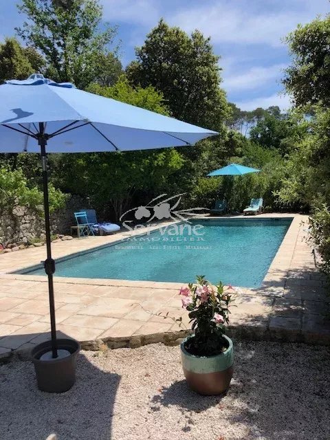 LORGUES PROVENCE FOR SALE COUNTRYSIDE HOUSE 4 BEDROOMS