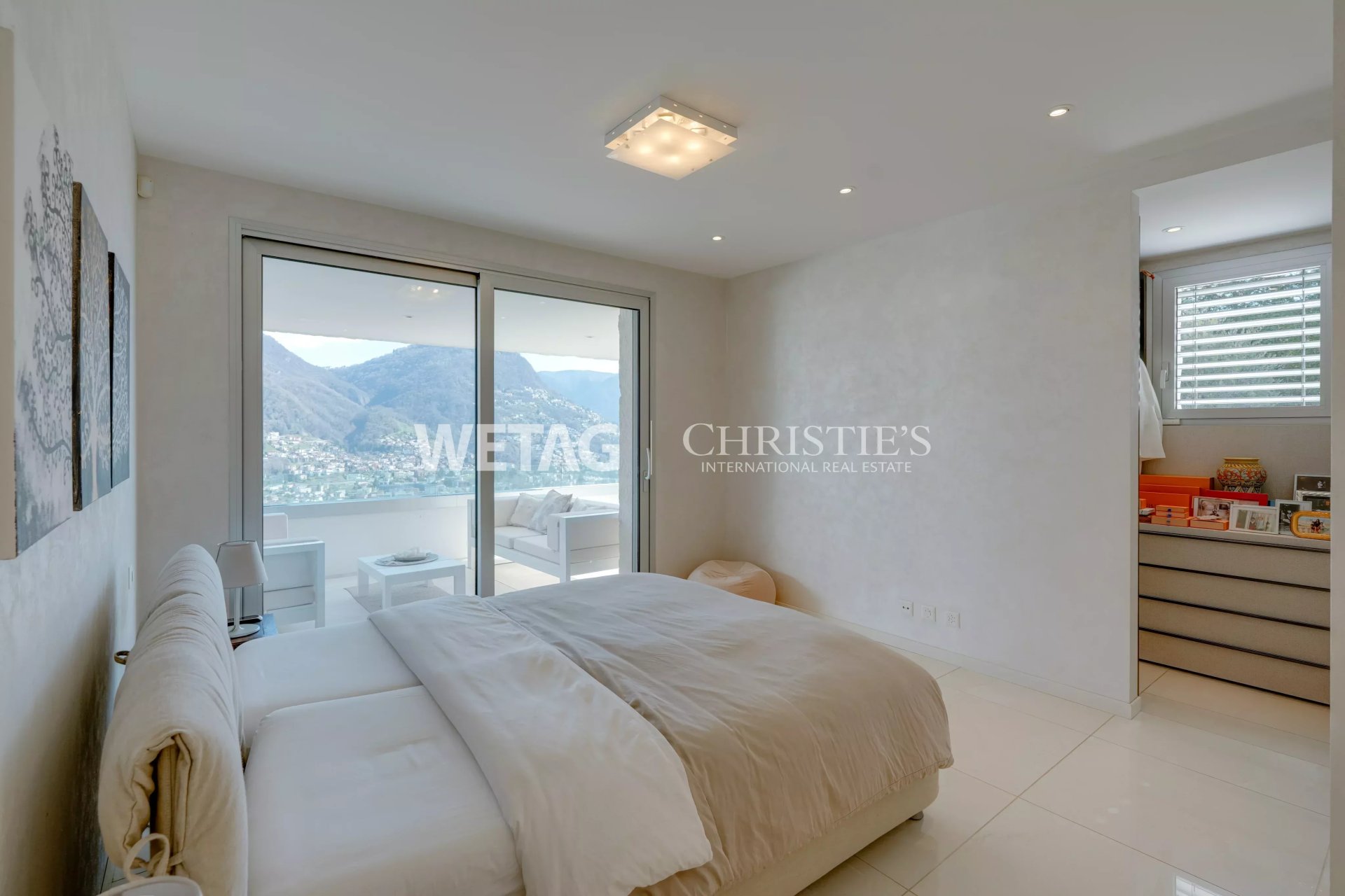 3 Bedroom Apartment/Flat's Image 3