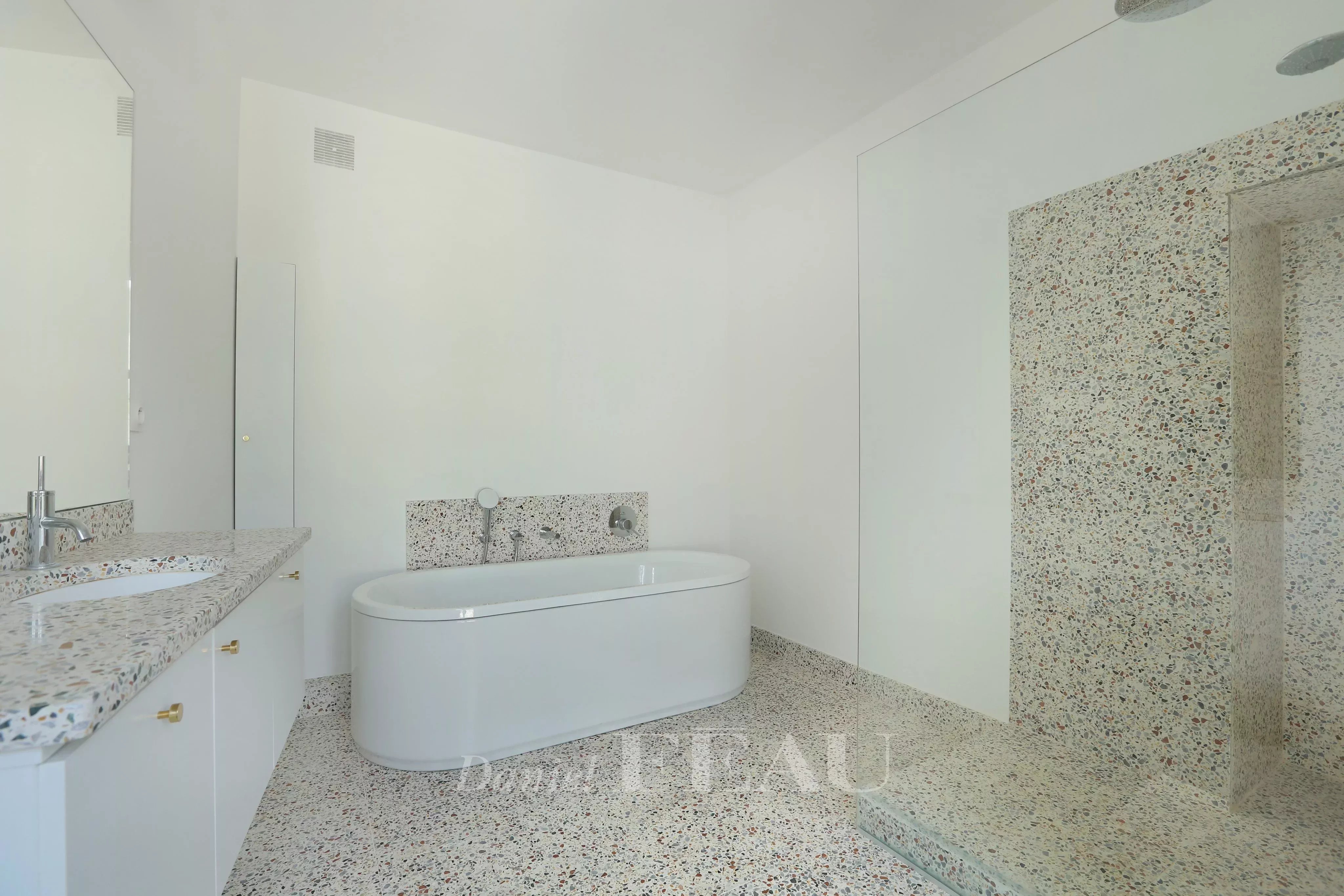Rental Apartment Paris 18th