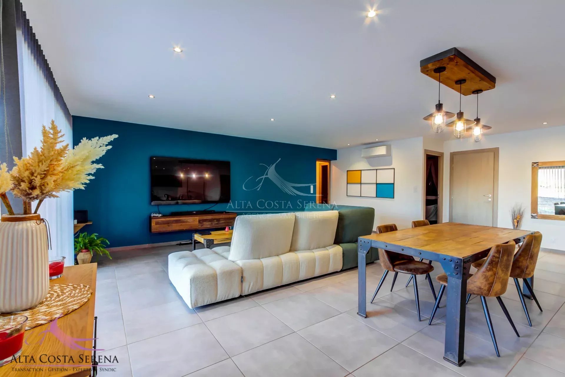 Agence immobilière de 