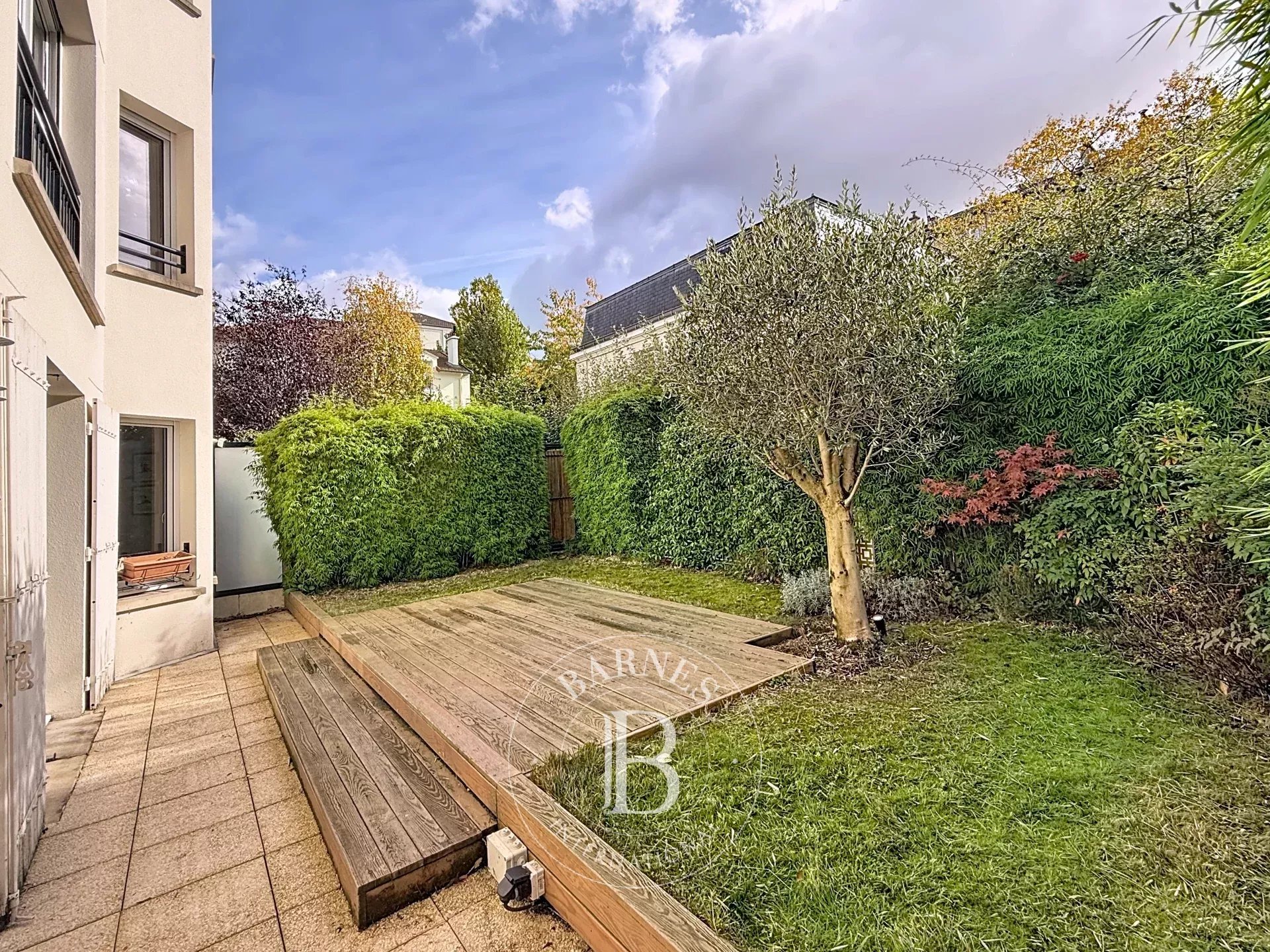 Apartment Courbevoie - picture 2