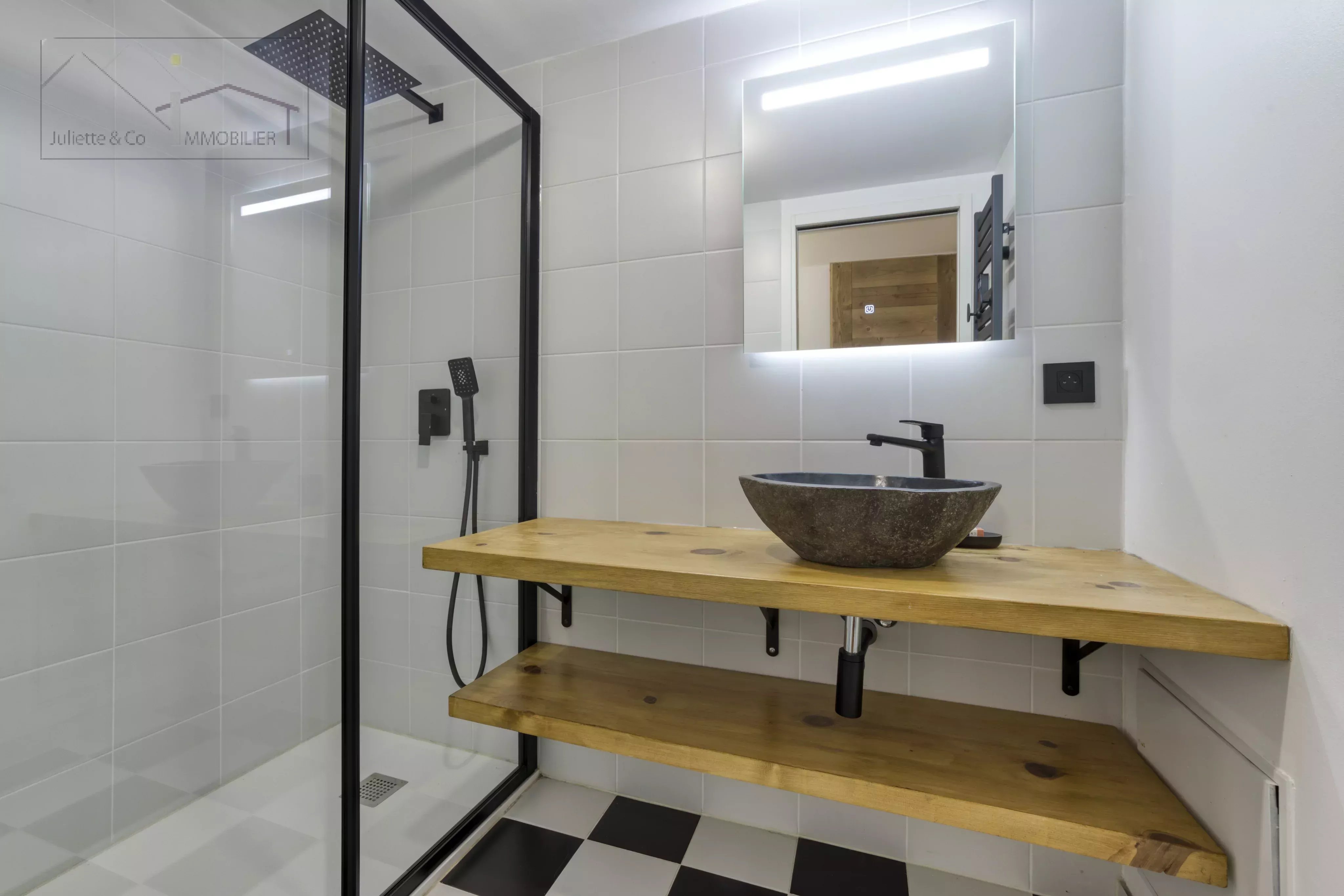 Photo of Semi-detached chalet for sale in Chamonix-Mont-Blanc