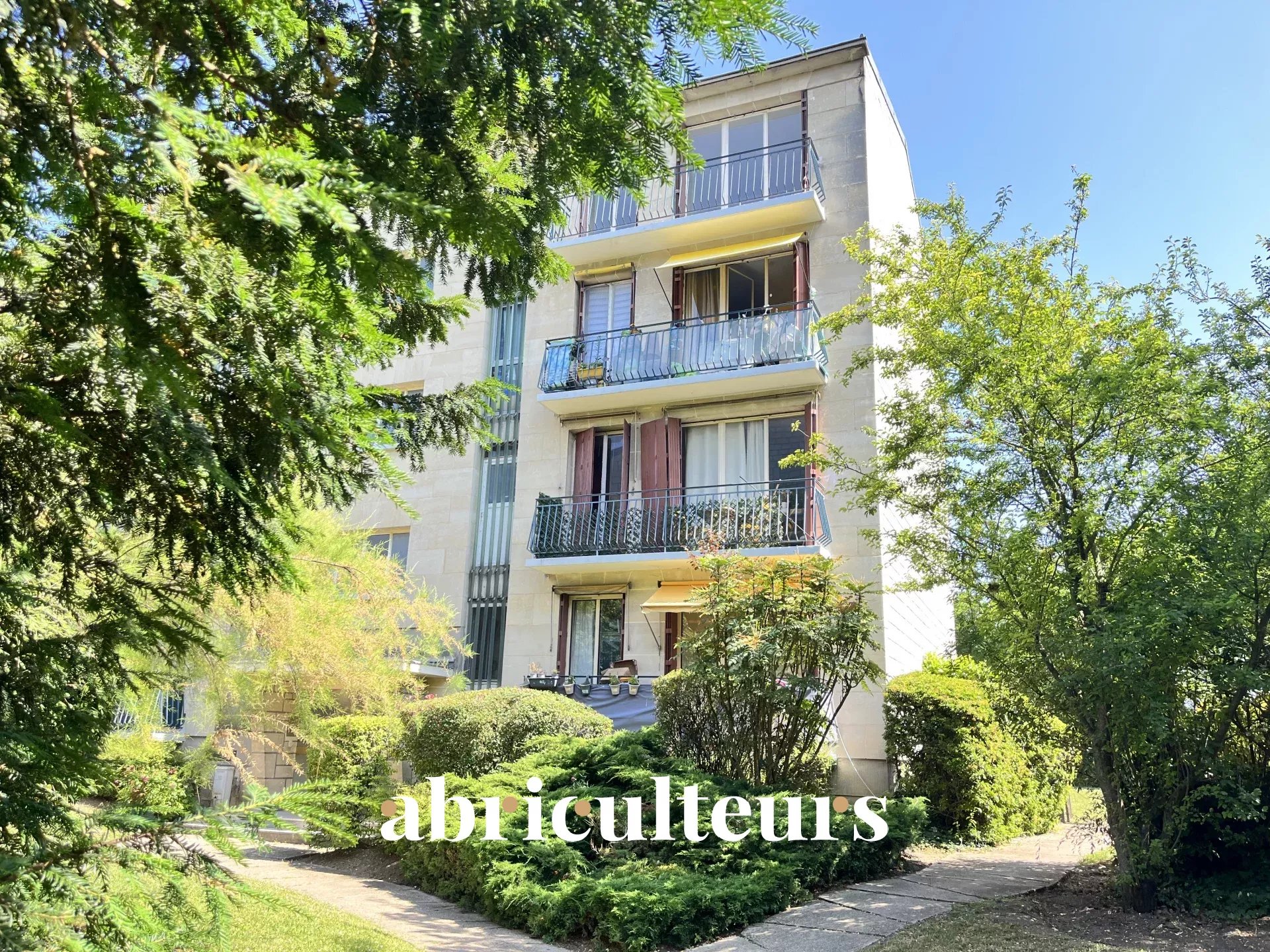 Agence immobilière de LES ABRICULTEURS