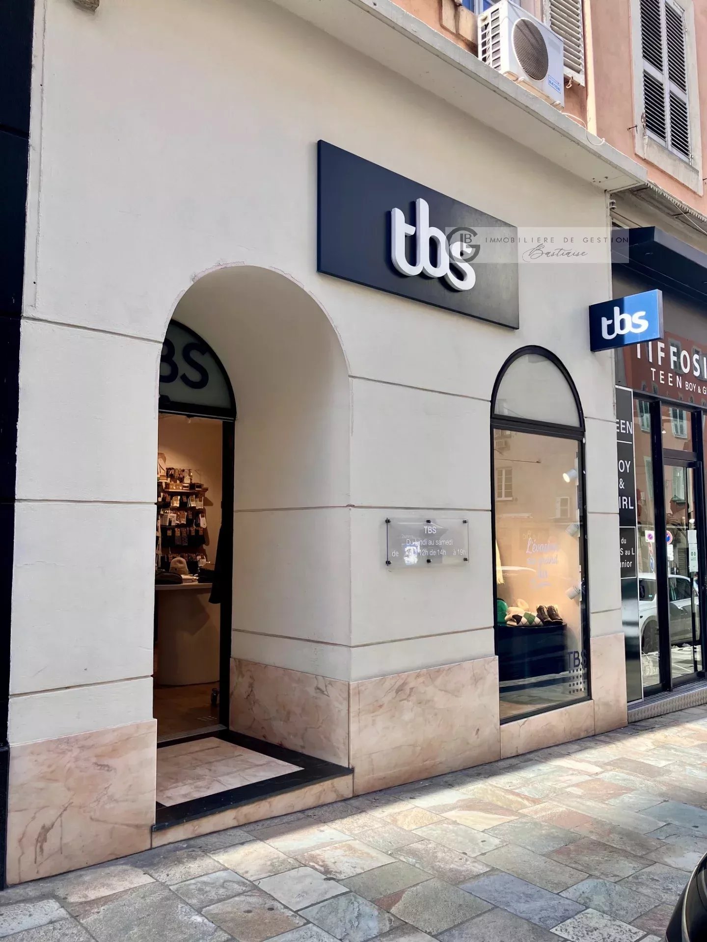 Agence immobilière de 