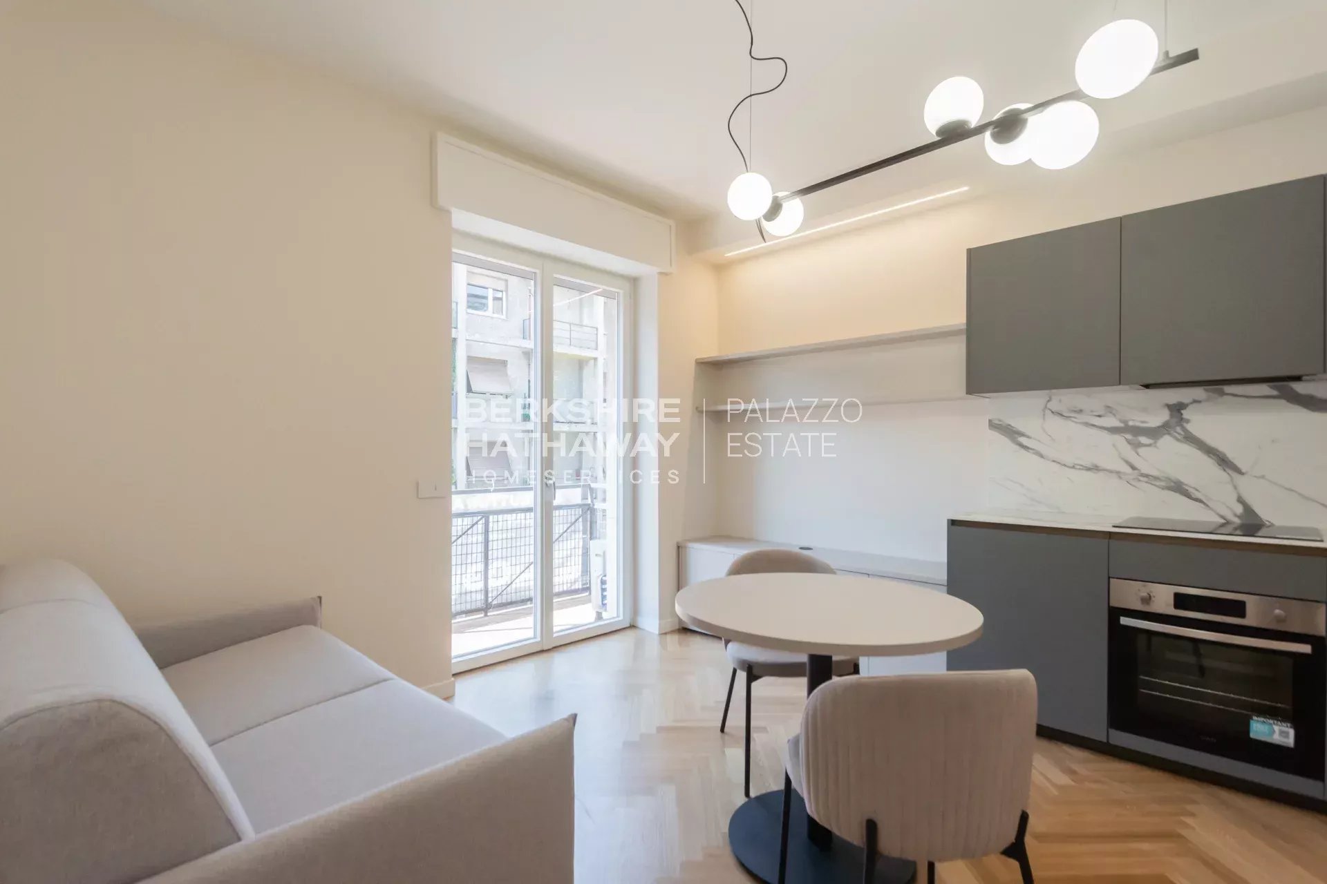 Apartment in Como - Image 2