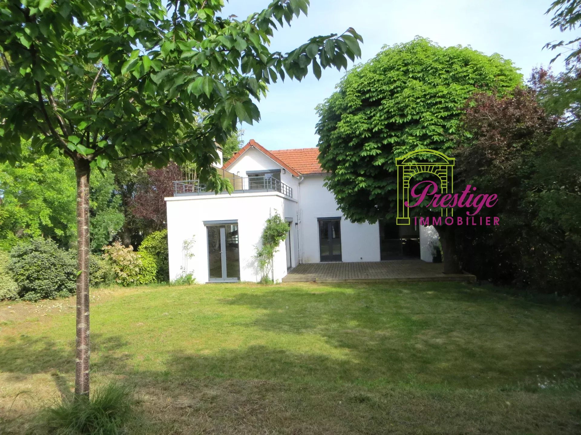 Agence immobilière de 