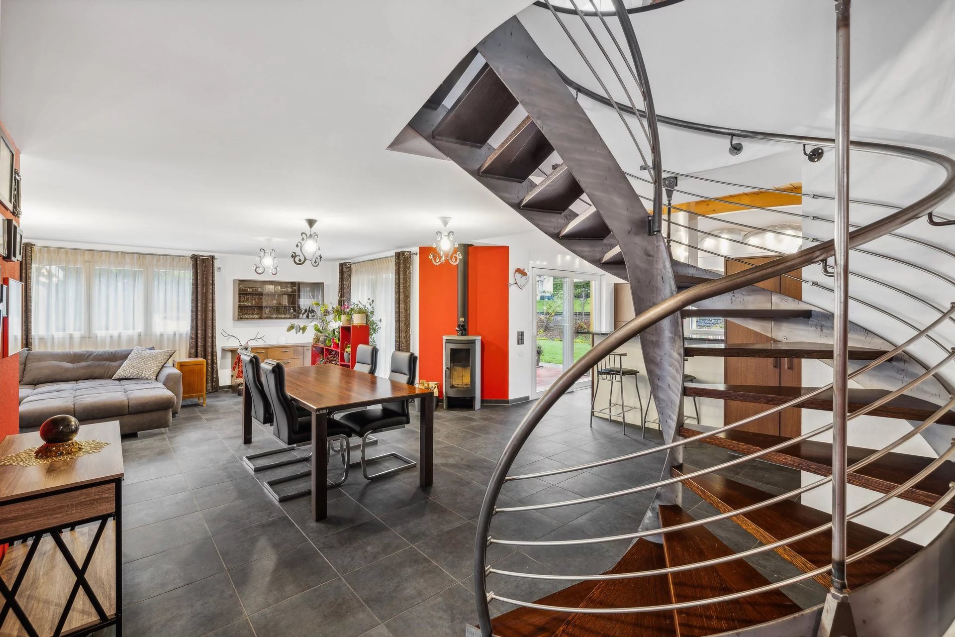 Magnifique villa familiale de 7.5 pièces avec annexe et piscine