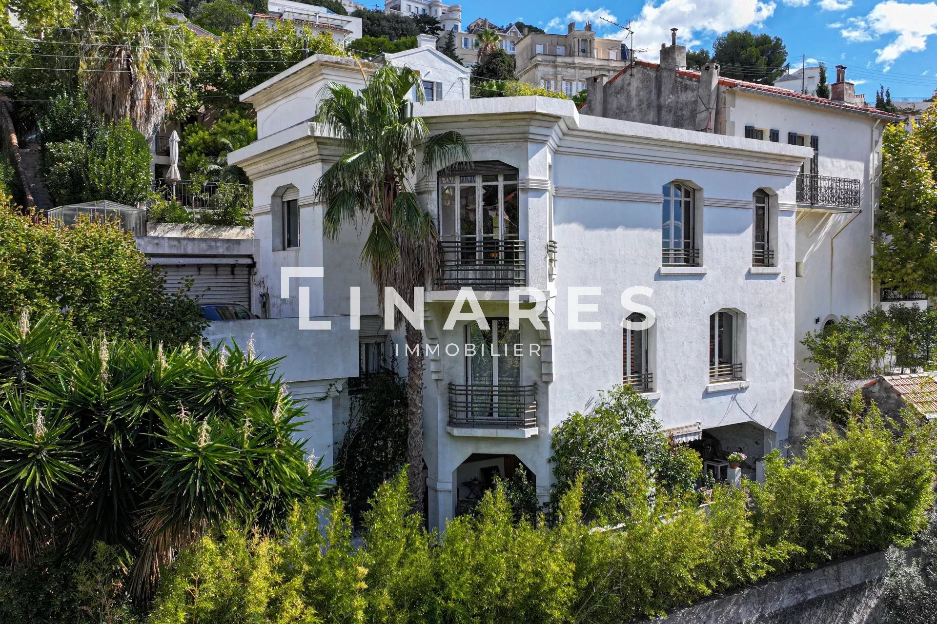 La BELLE EPOQUE - Maison T5 de 186m2 - ROUCAS BLANC