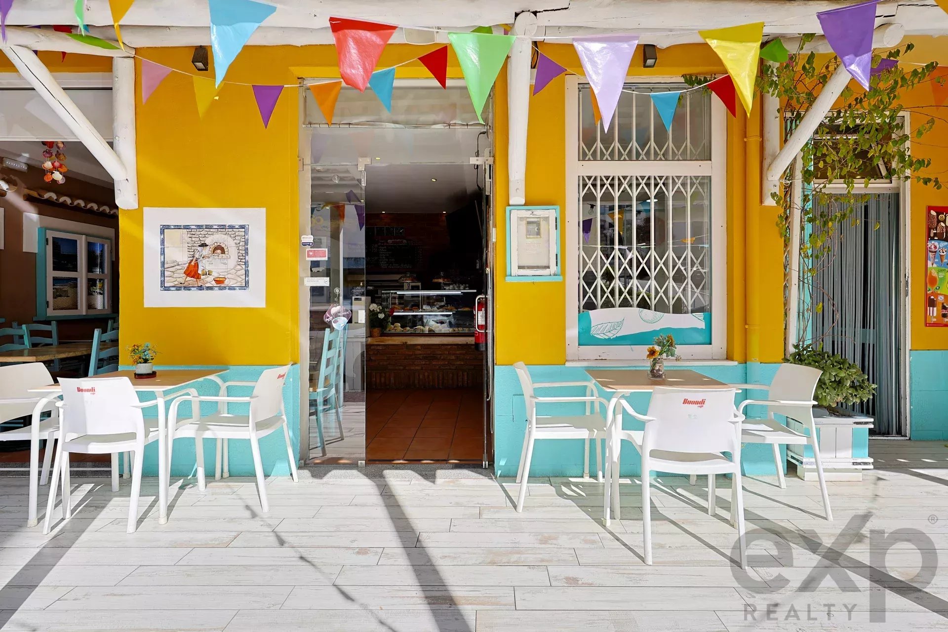 Pastry Shop and Pizzeria, Terrace, Beach Parking 300 M 85506714 image 2