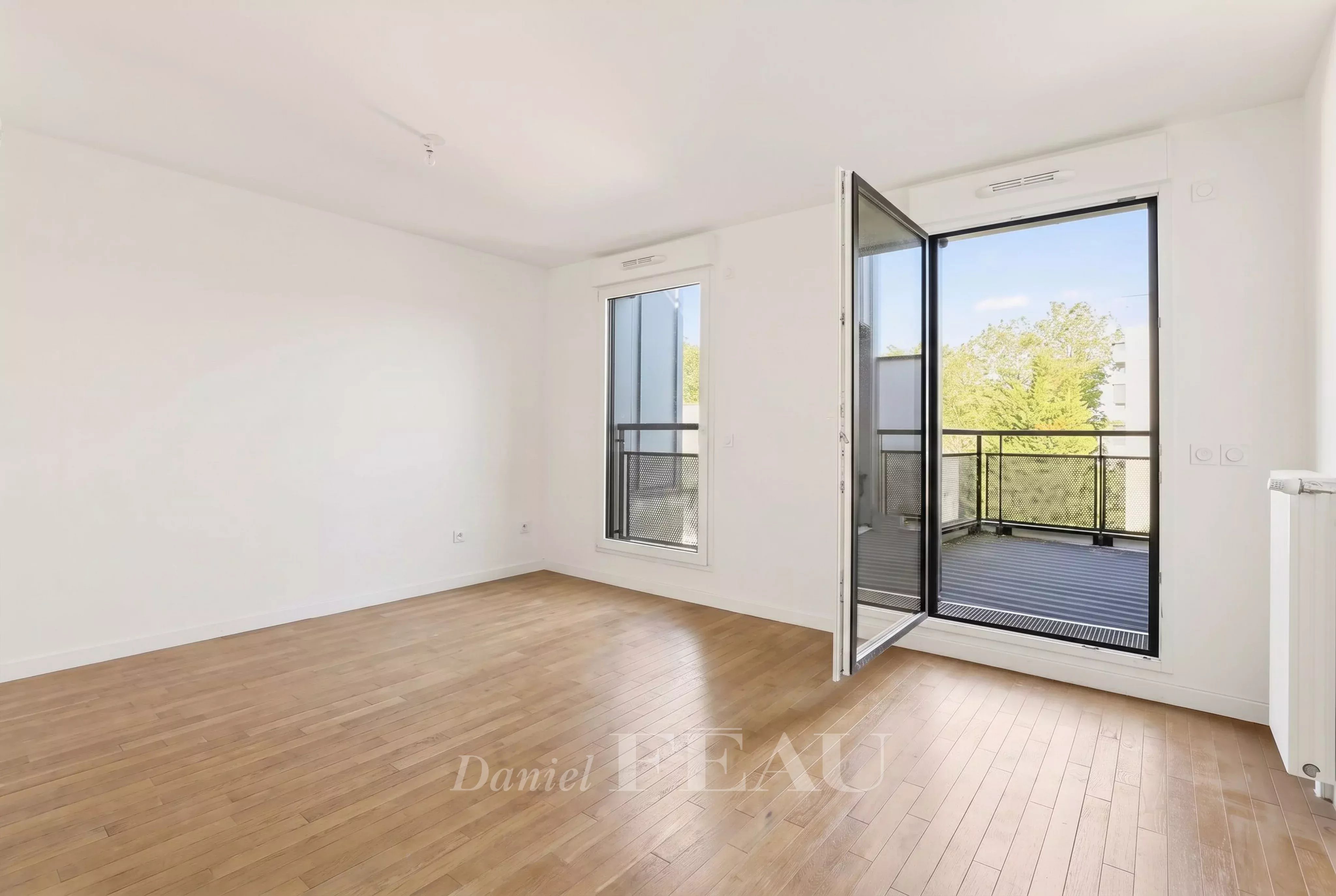 Sale Apartment Garches
