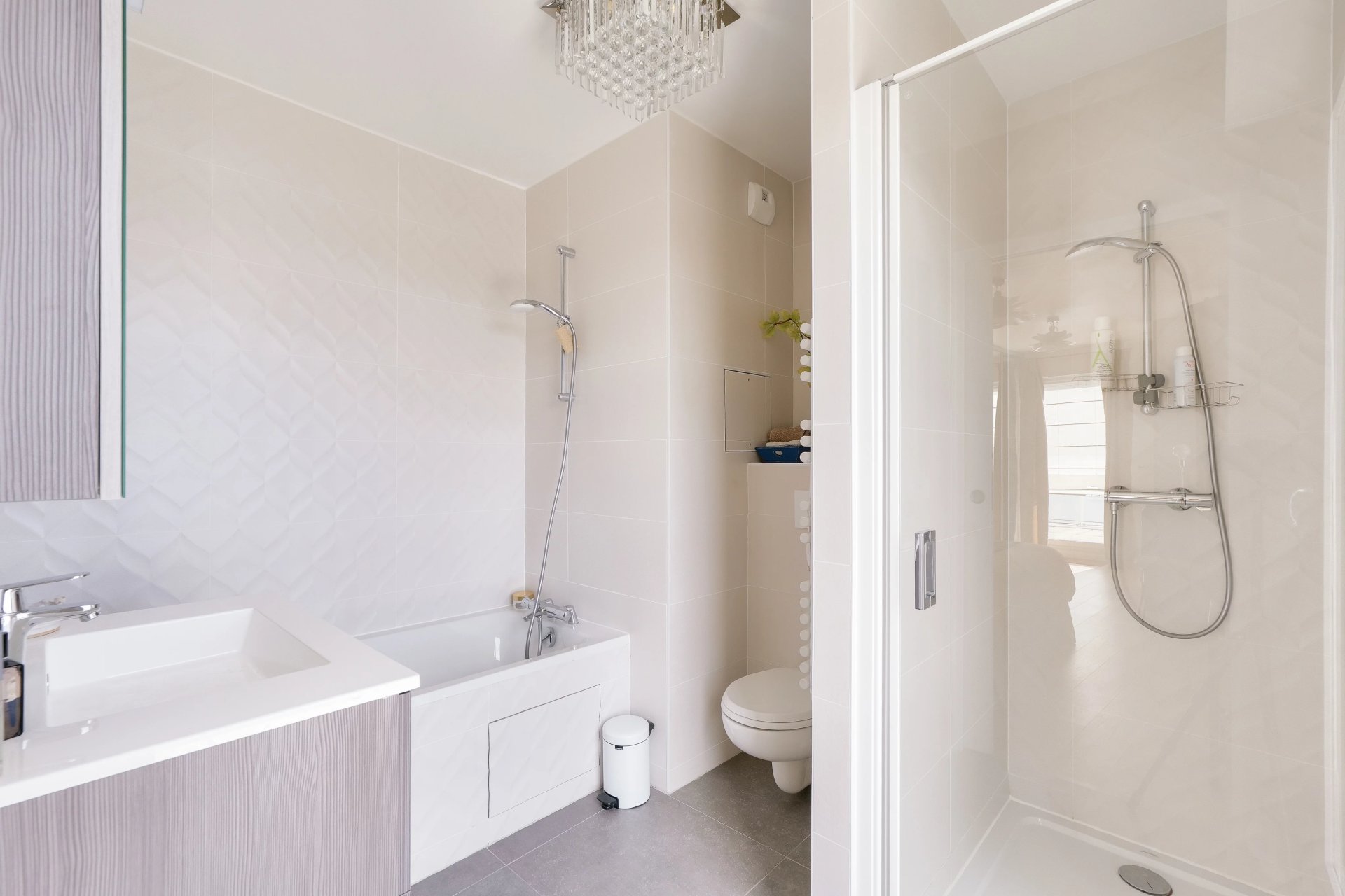2 Bedroom Apartment/Flat's Image 8