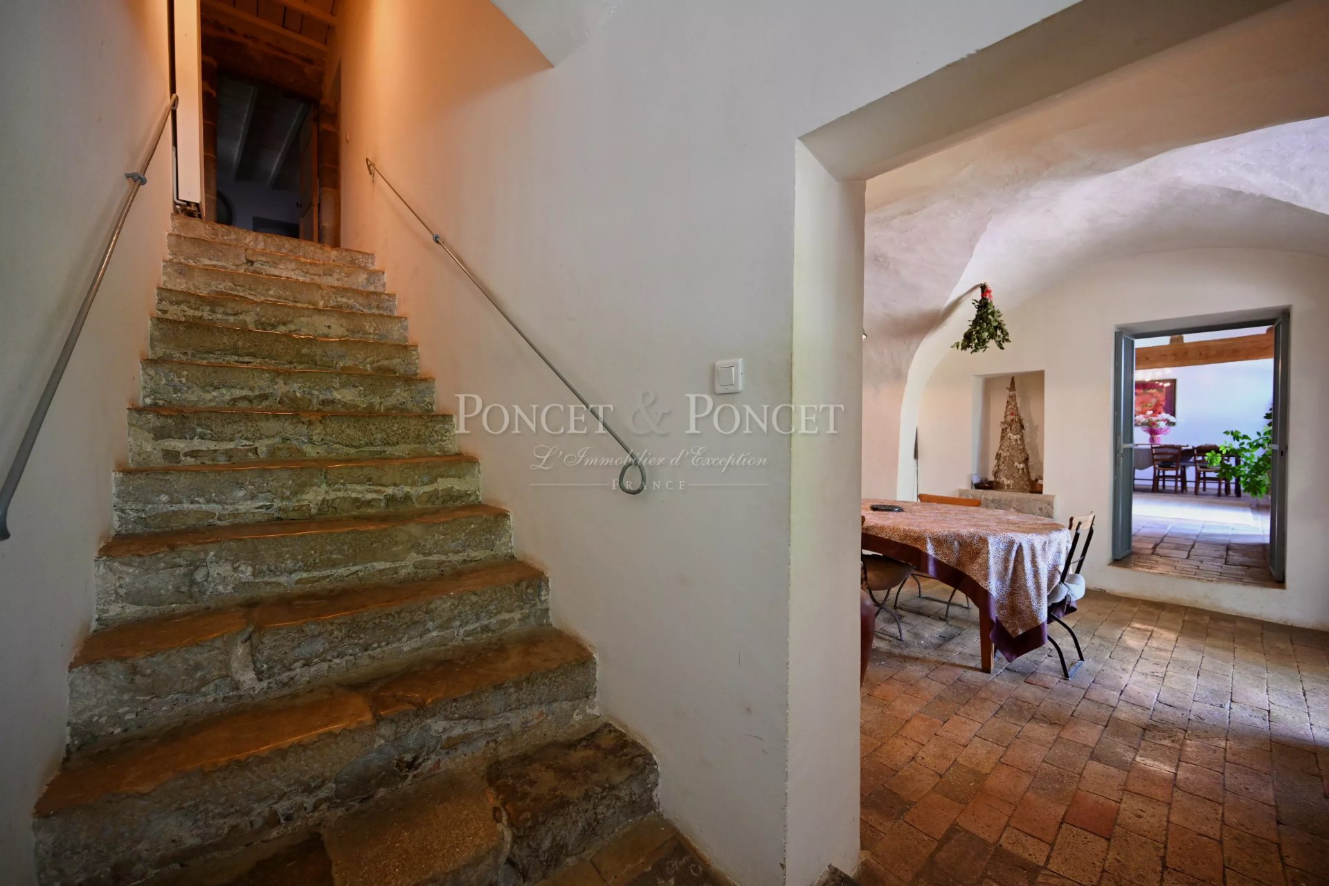12 Bedroom Villa/Townhouse's Image 35