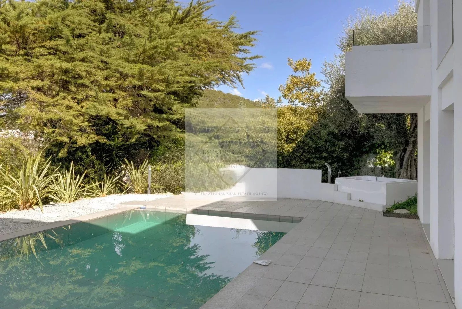 Magnifique villa contemporaine, un bien d'exception — photo 2
