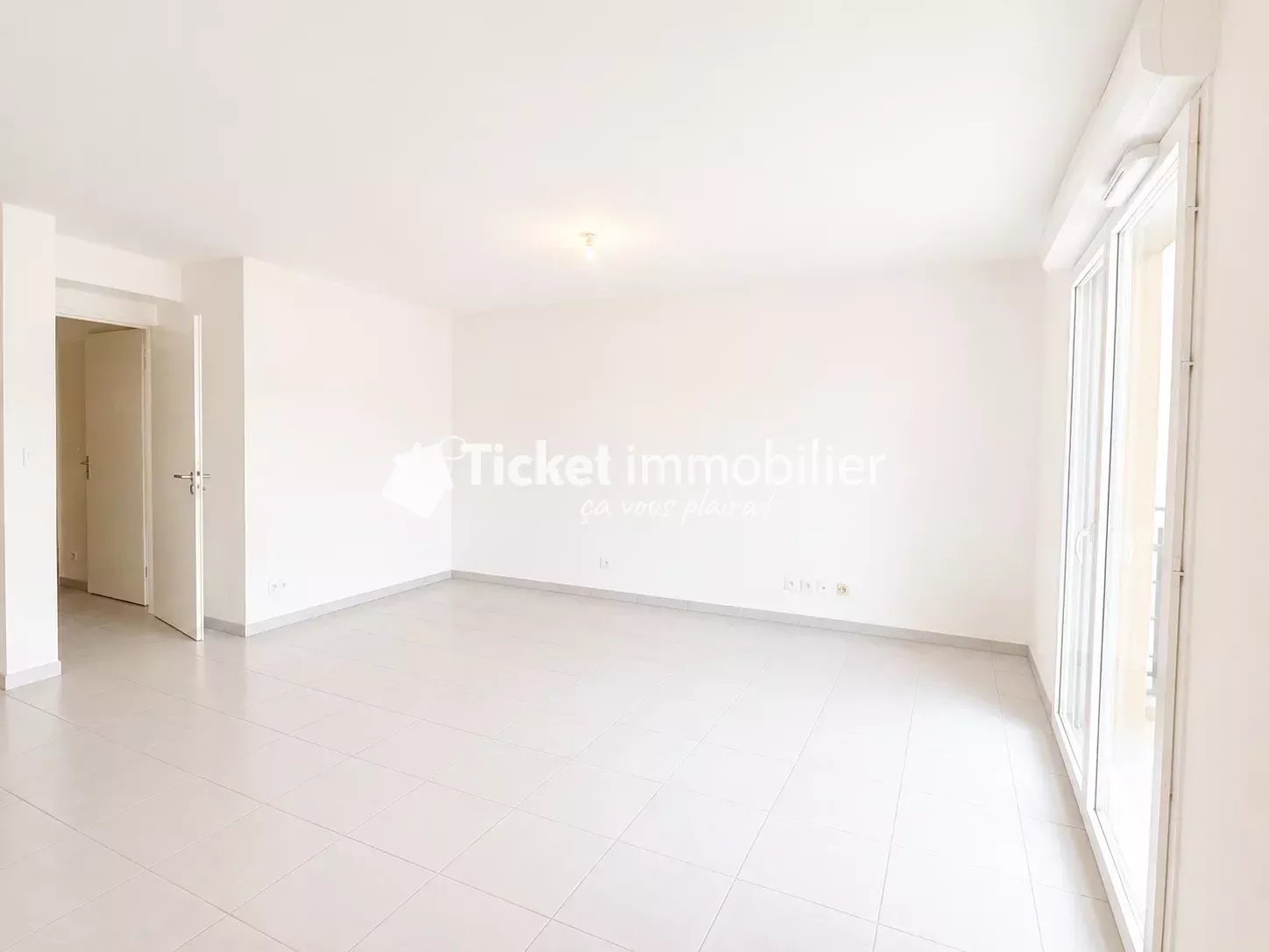 APPARTEMENT T3 61m² TOURNEFEUILLE AVEC BALCON, DEUX PLACES DE PARKING EN SOUS-SOL, — photo 4