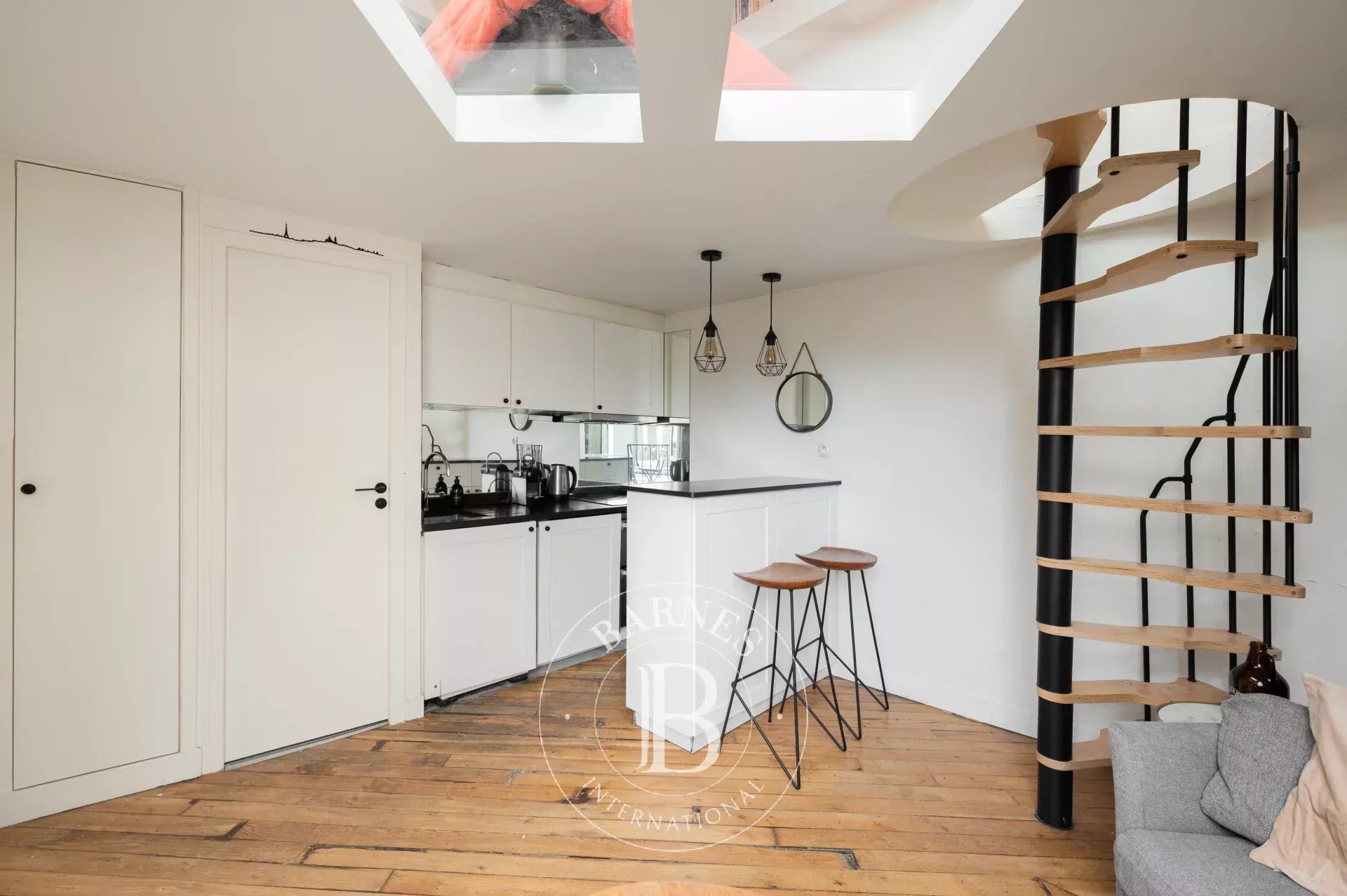 Daire Paris 18ème - picture 8