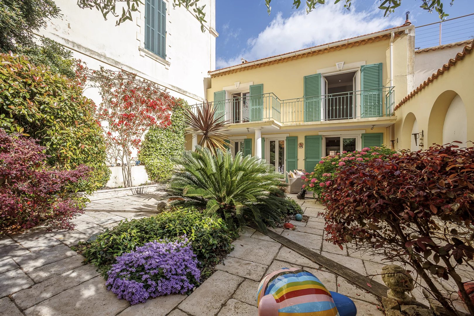 Sale House Cannes Pointe Croisette