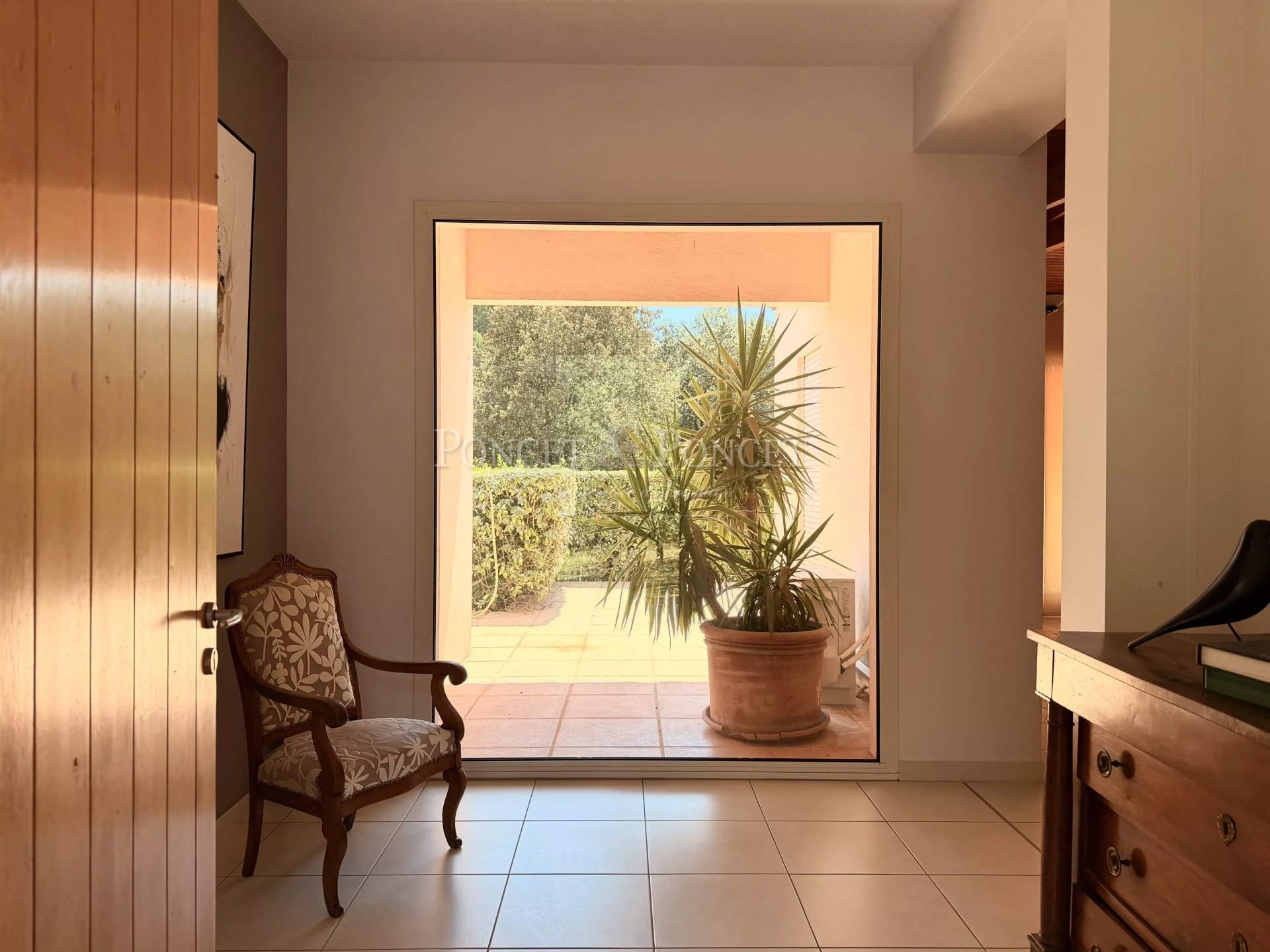 4 Bedroom Villa/Townhouse's Image 3