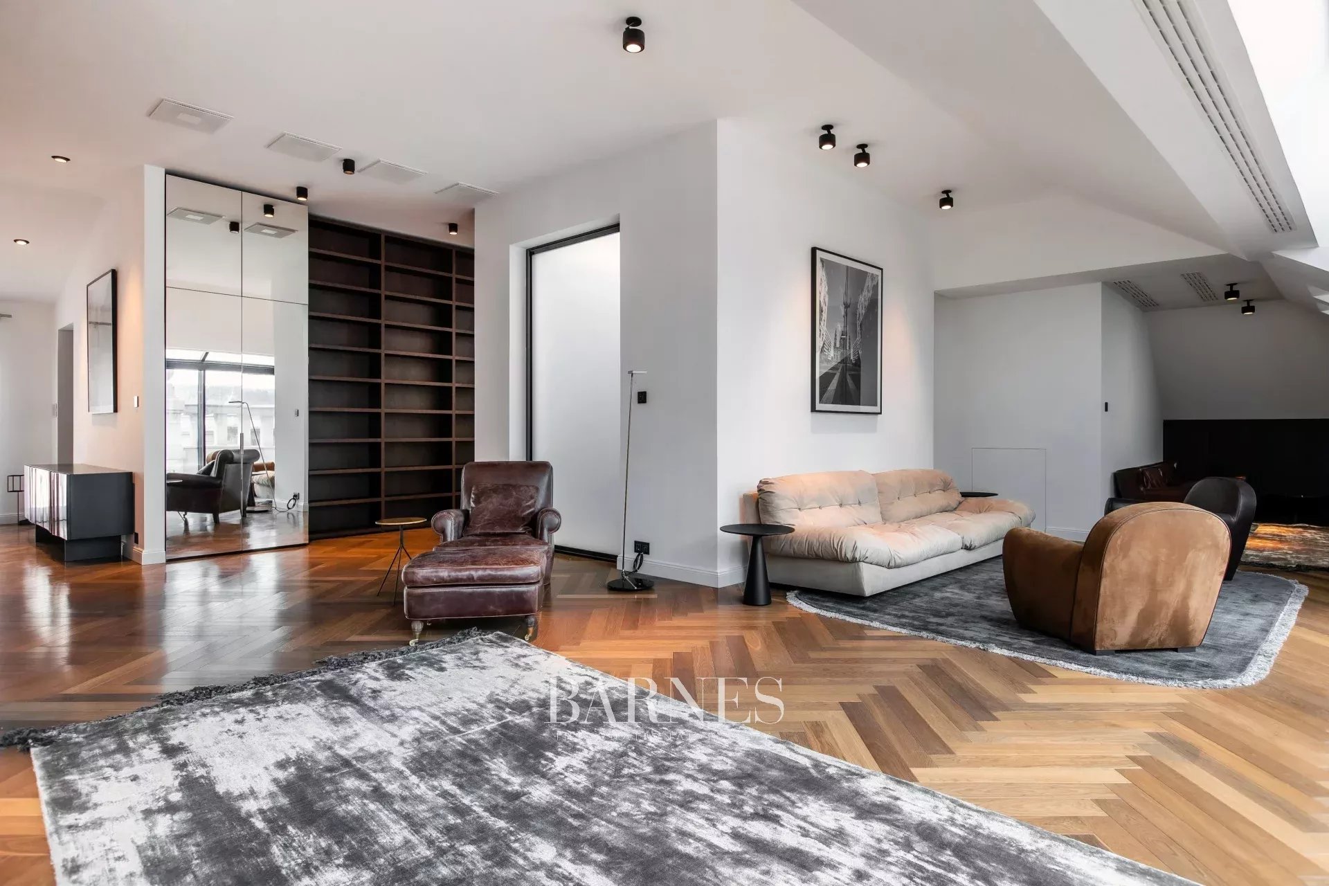 Penthouse Budapest VI. kerülete - picture 9