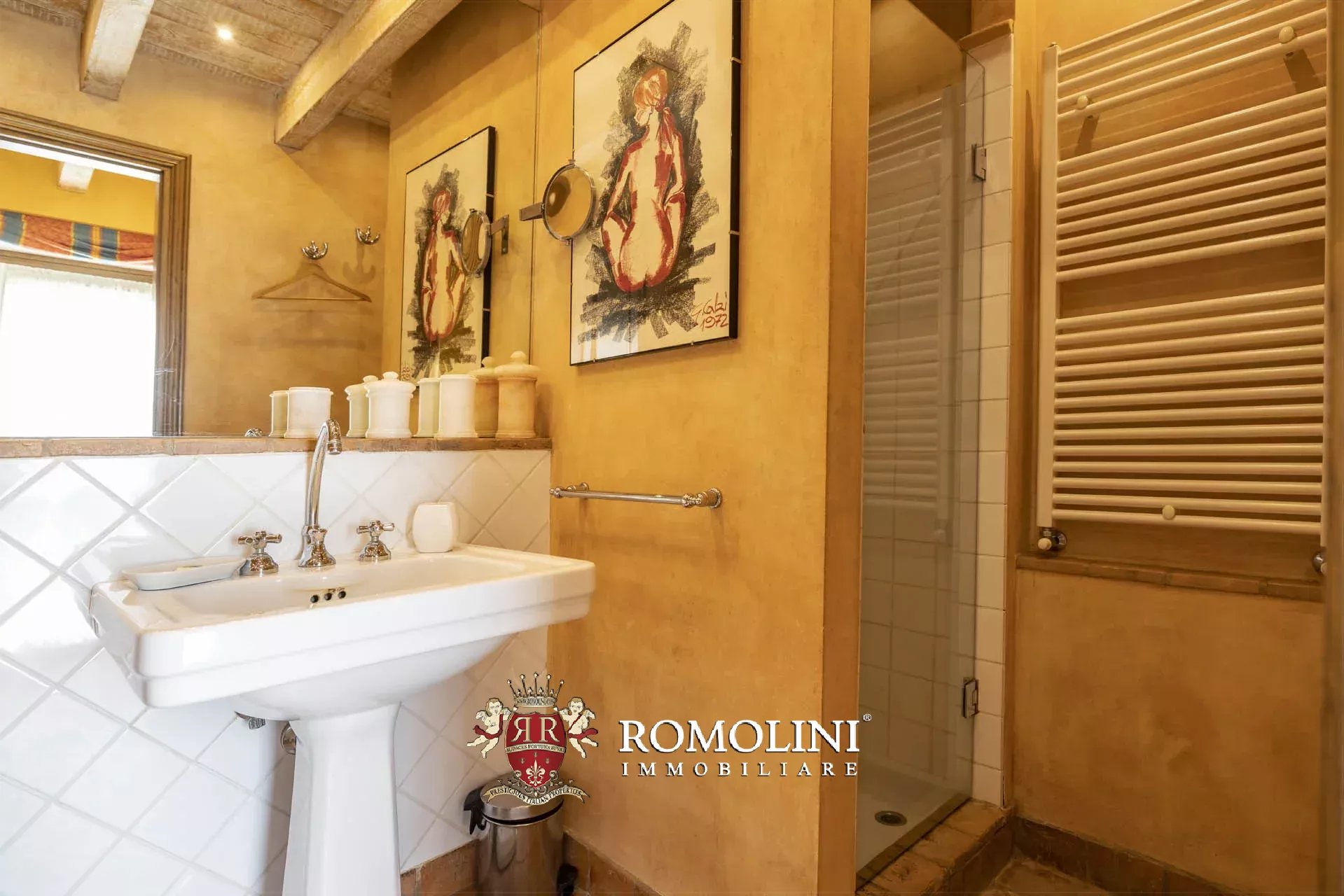 6 Bedroom Villa/Townhouse's Image 64