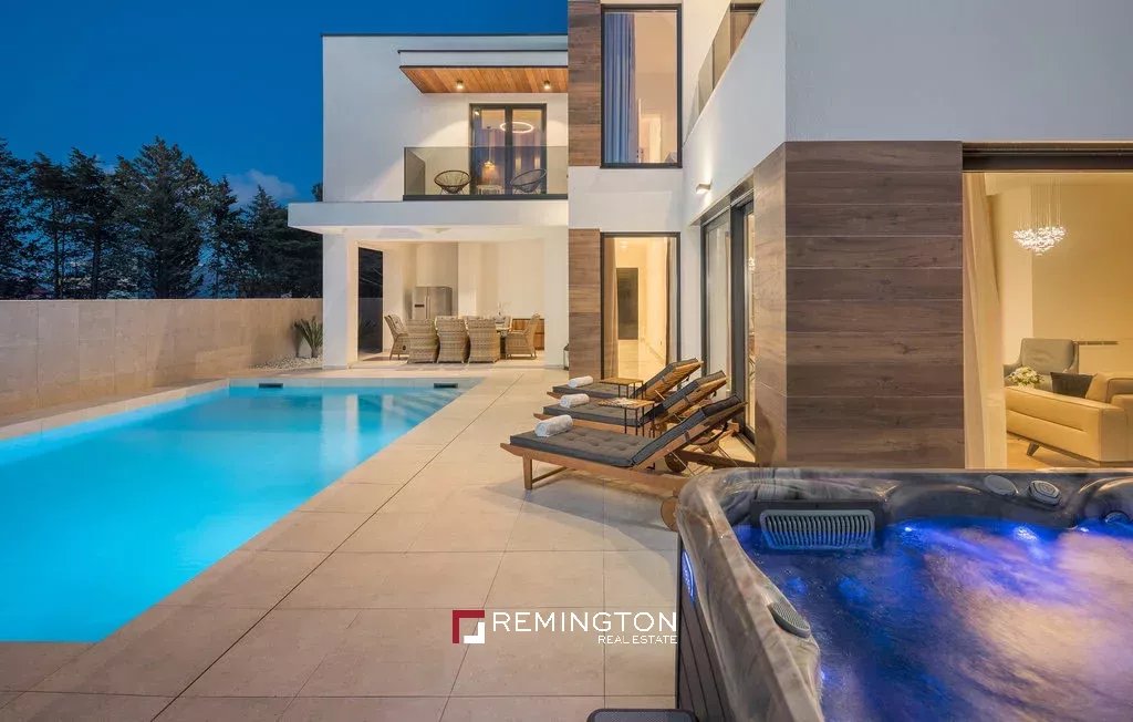 4 Bedroom Villa/Townhouse's Image 31