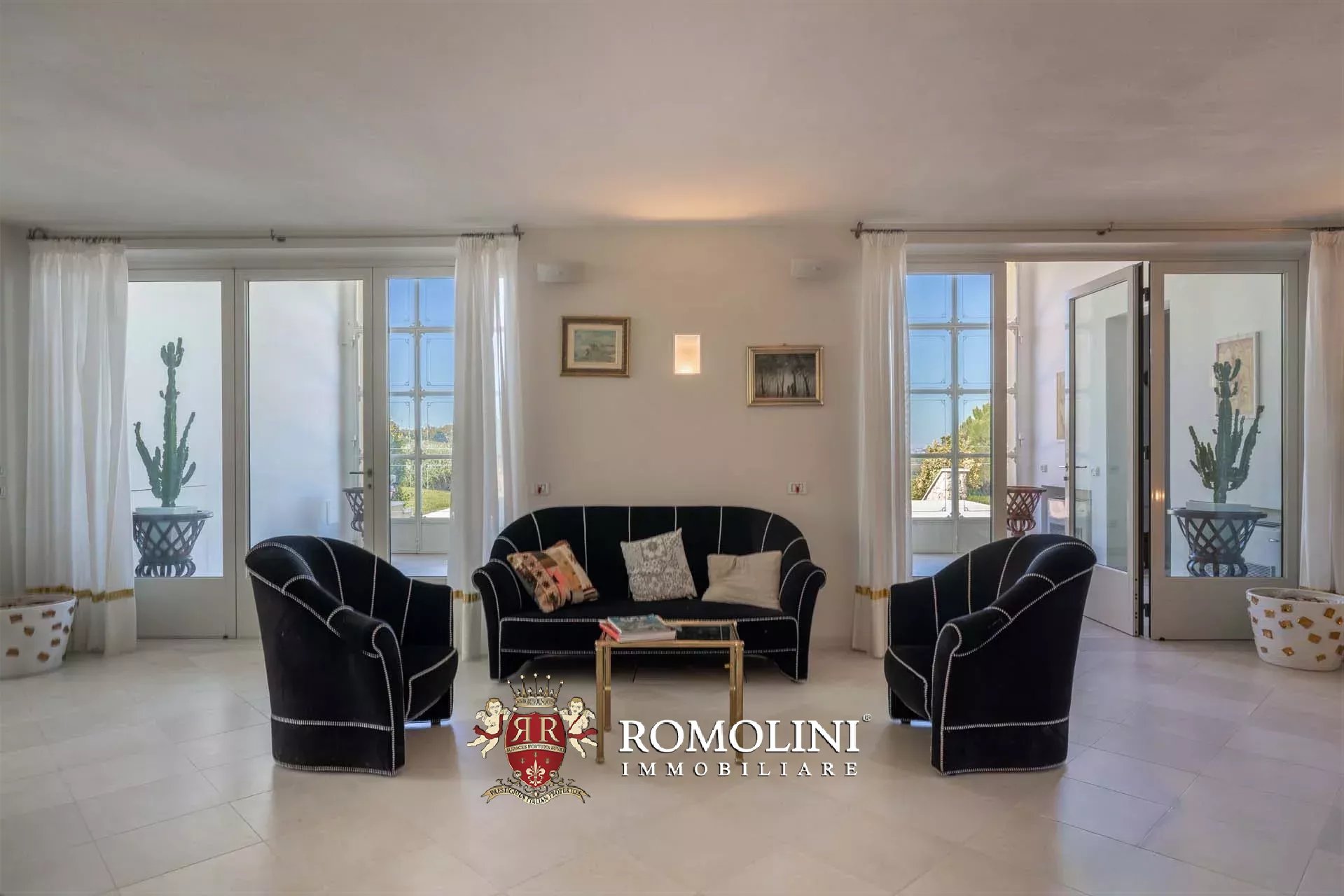 12 Bedroom Villa/Townhouse's Image 112