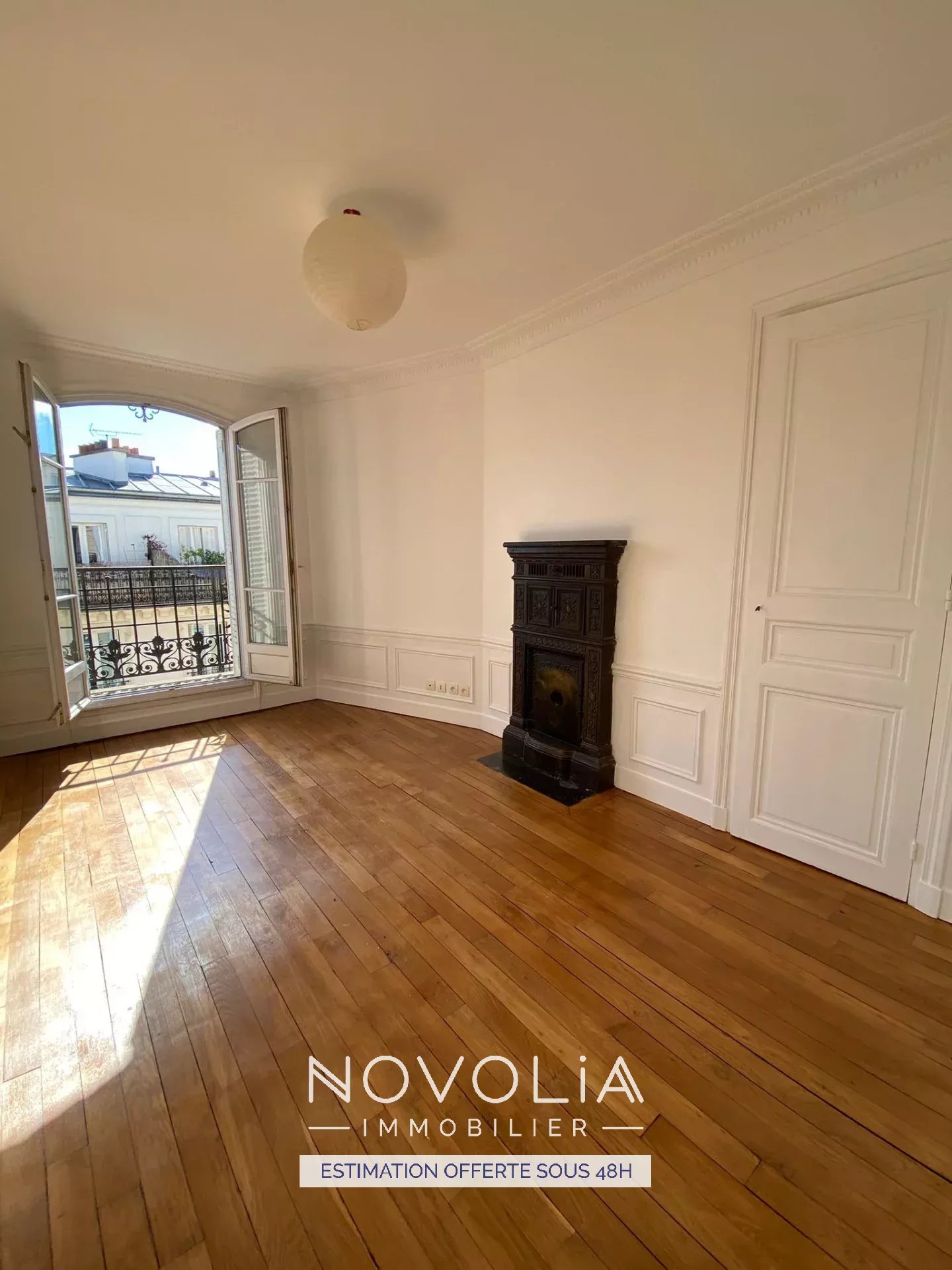 2 pièces en dernier étage avec balcon et charme de l'ancien