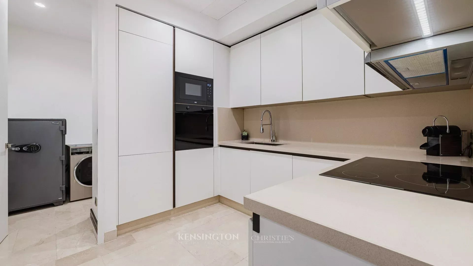 2 Bedroom Apartment/Flat's Image 18