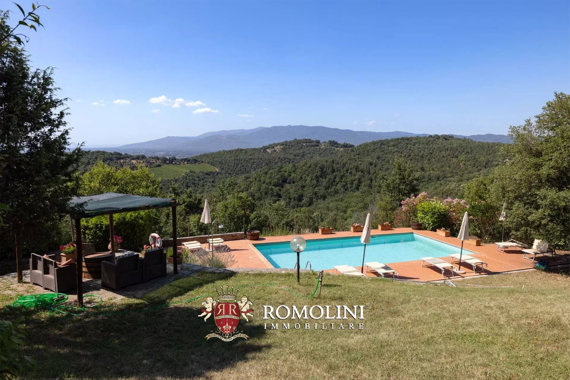 19 Bedroom Vineyard's Image 18
