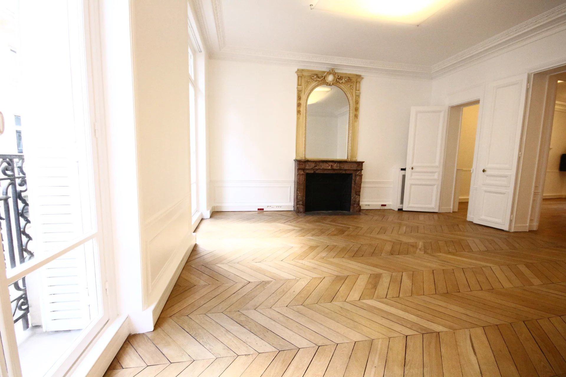 Location Bureau Paris 8ème