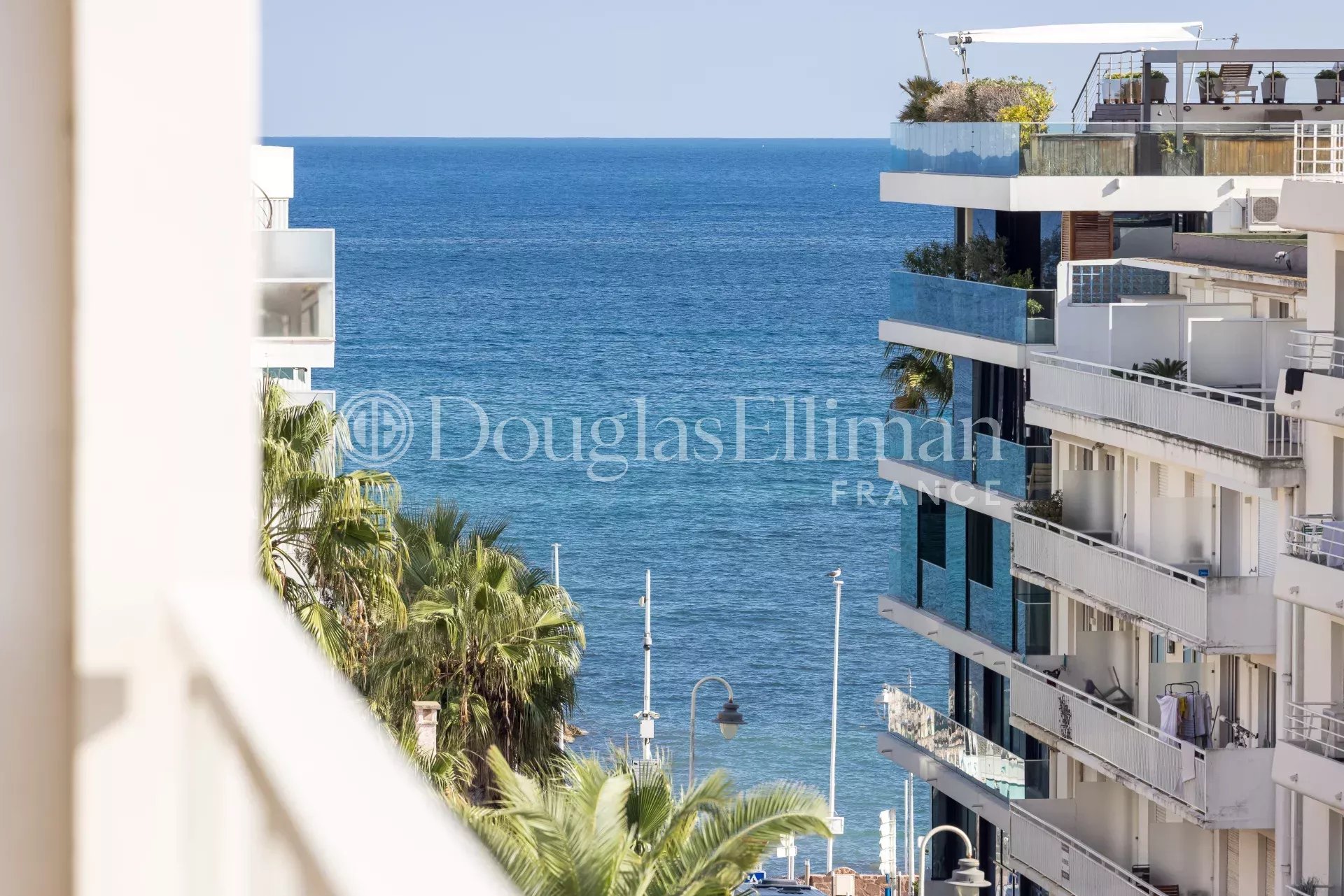 CANNES – Superbe duplex de 187 m² avec 4 chambres en suite - Image nᵒ3