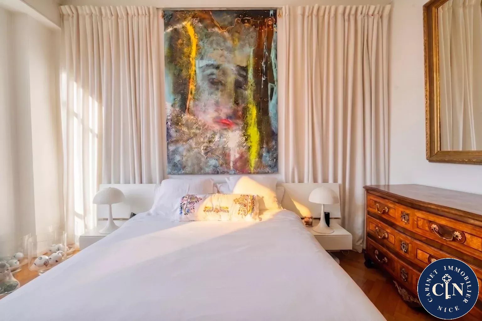 2 pièces 77 m² - Atypique -  Vue dégagée sur les collines - Musiciens — photo 19