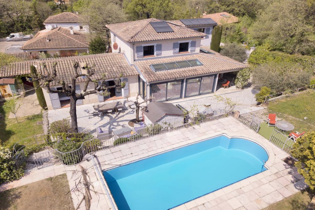 Villa for sale in Mouans-sartoux — Provencal Family Villa in Mouans-Sartoux | Luxury 5-Bed Estate