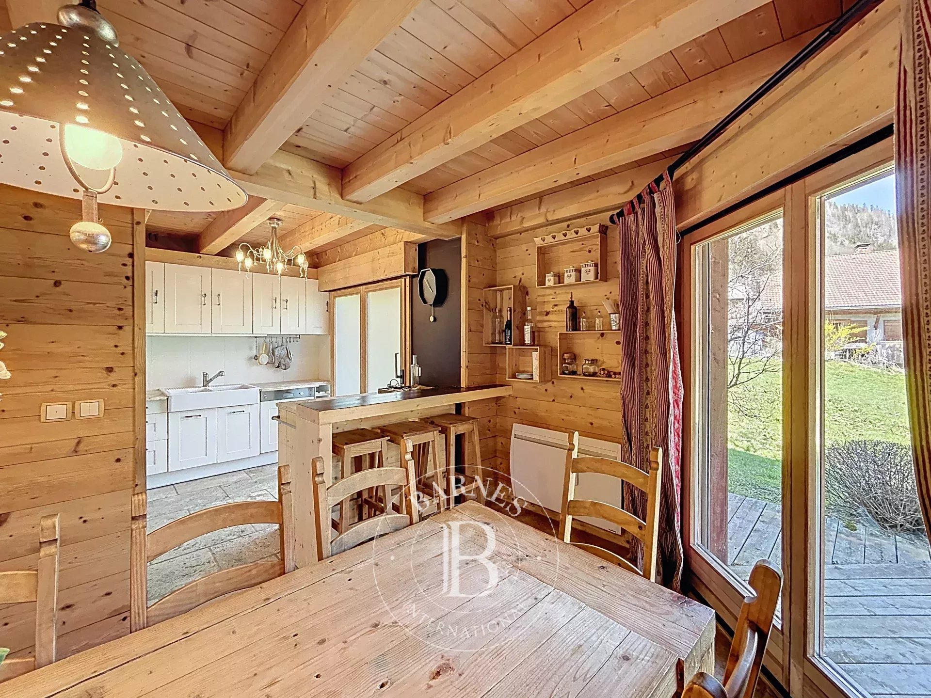 Photo of Essert-Romand – 4-Bedroom Chalet + Independent 1-Bedroom Apartment – Seasonal Rental