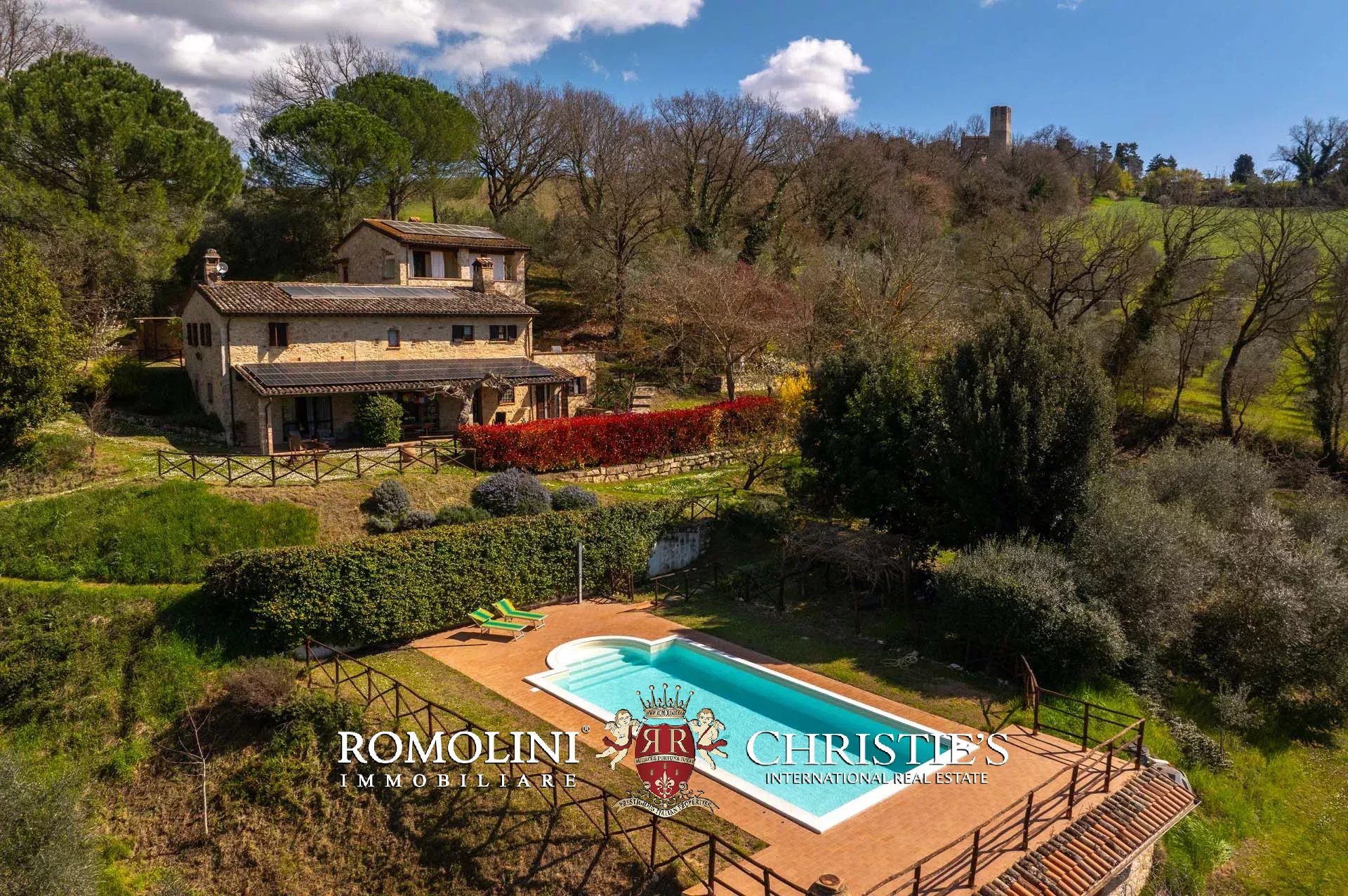 6 Bedroom Villa/Townhouse's Image 6