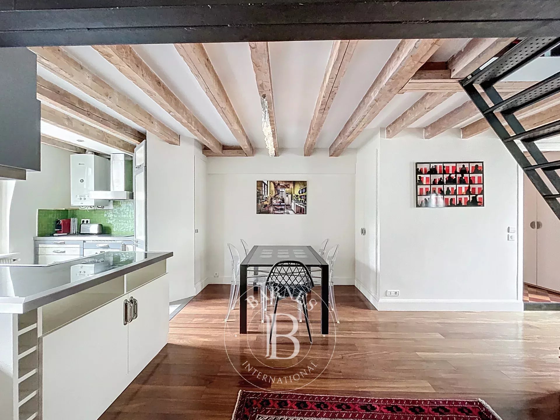 Daire Paris 4ème - picture 5